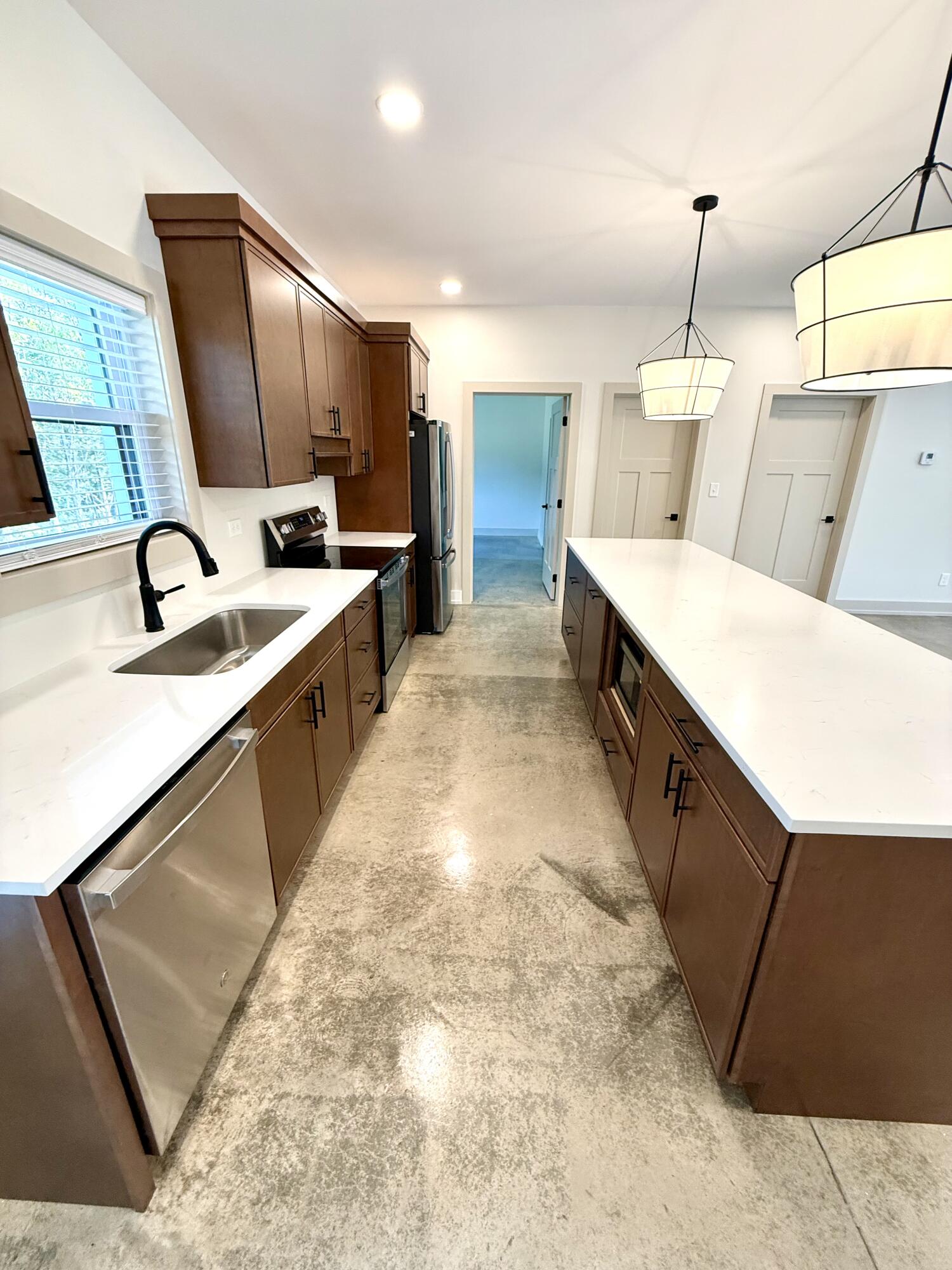 5572 Antioch Road Property Photo 11