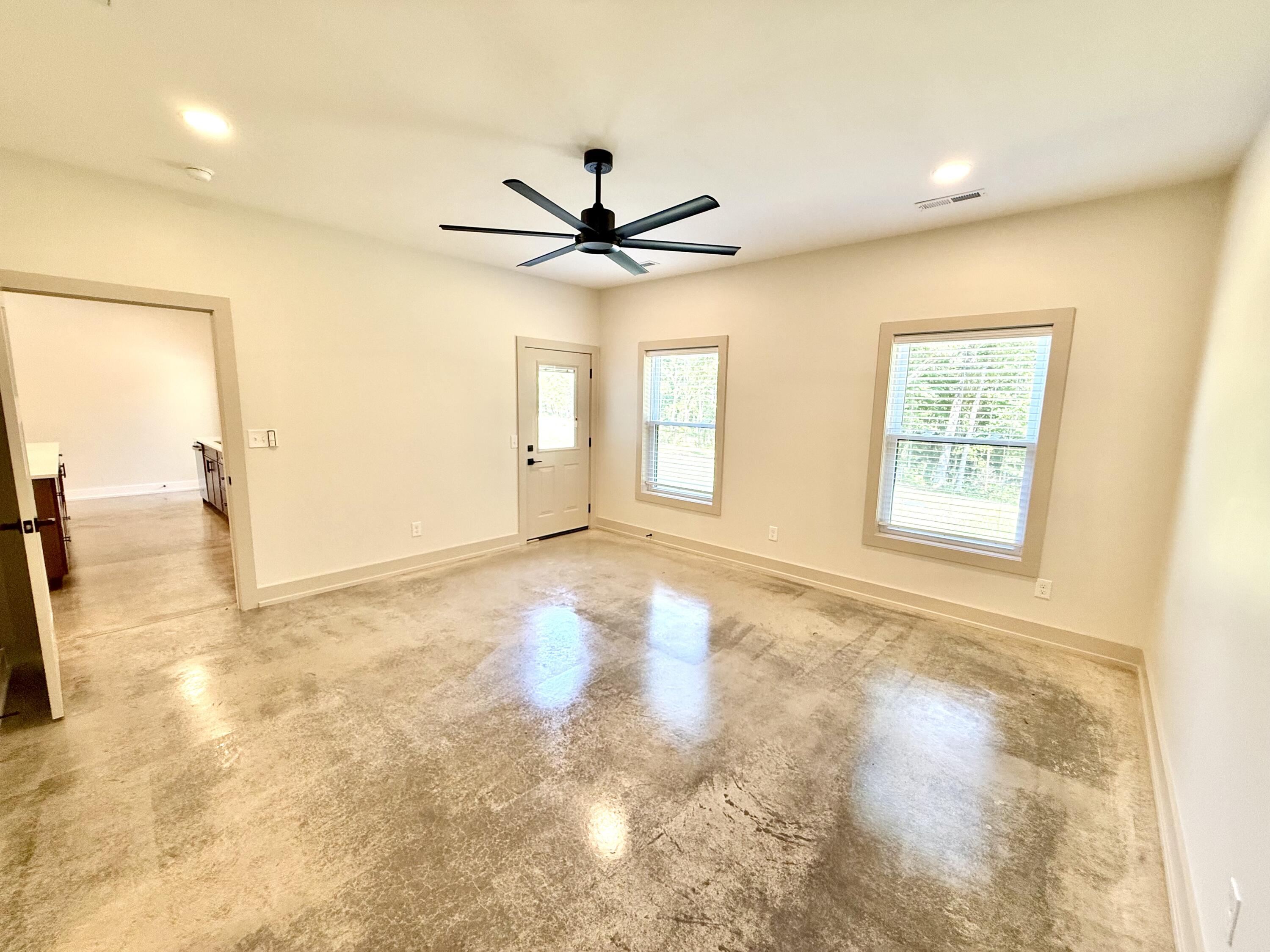 5572 Antioch Road Property Photo 16