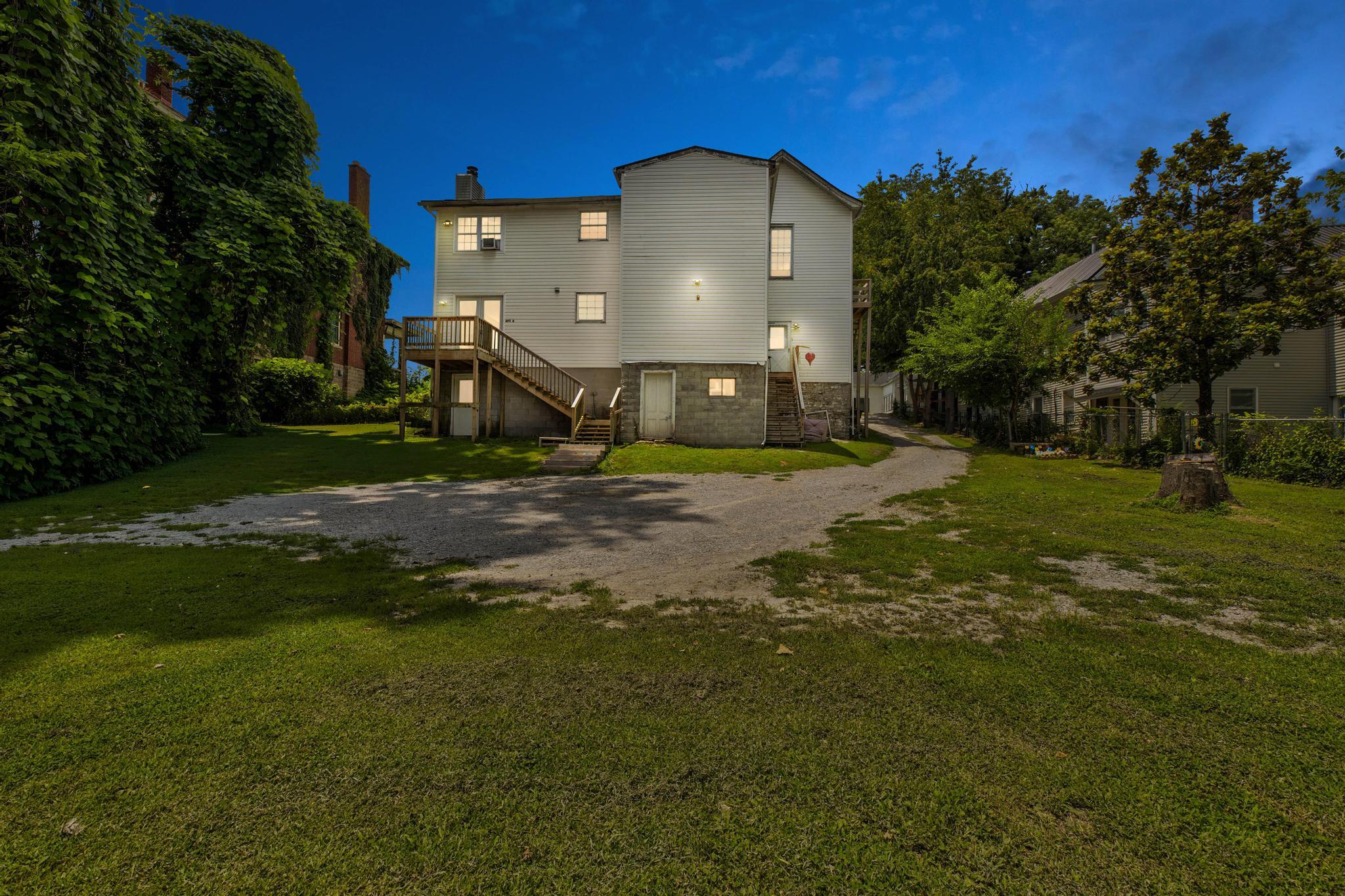 125 Howard Avenue Property Photo 5