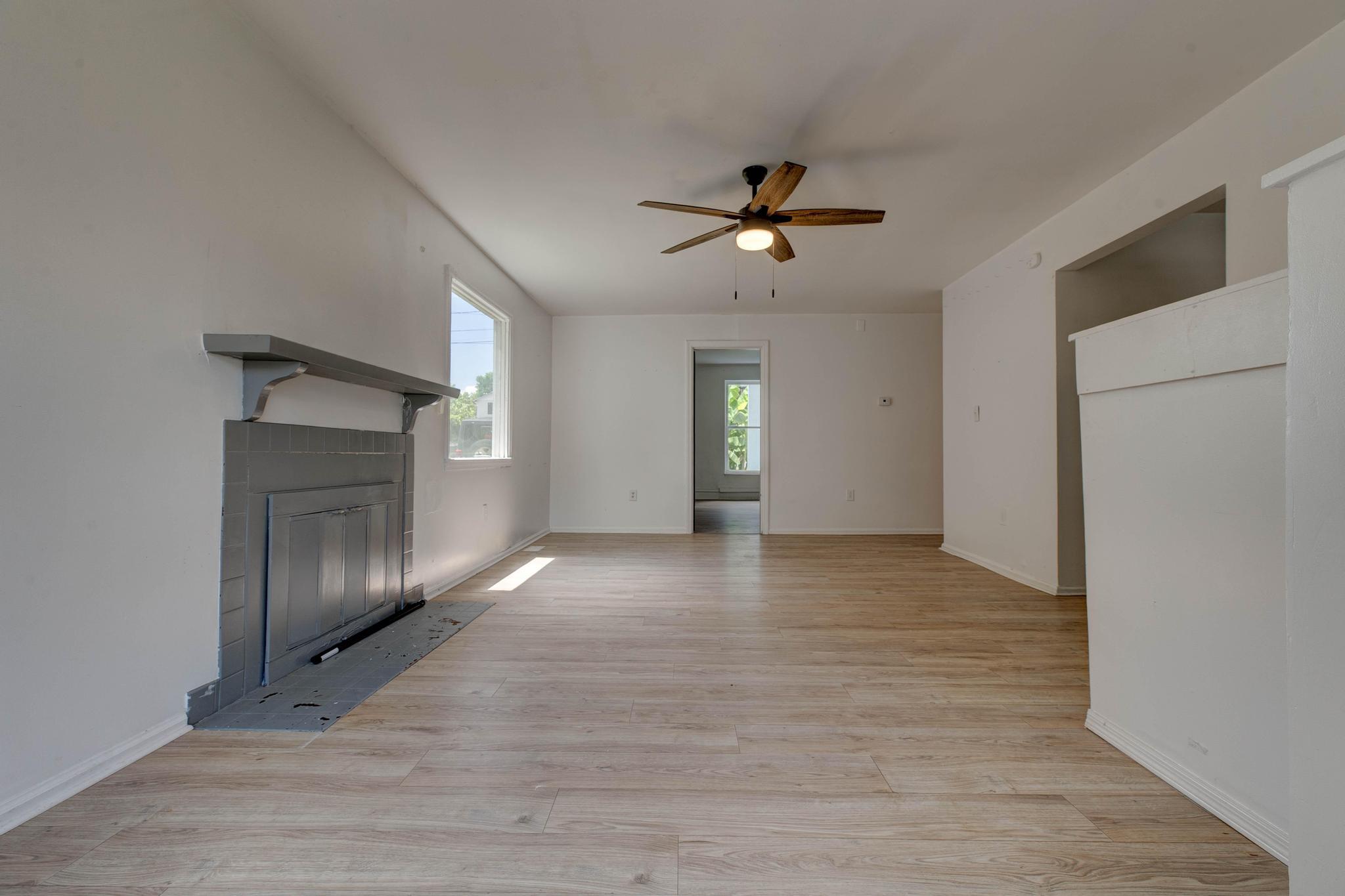 125 Howard Avenue Property Photo 8