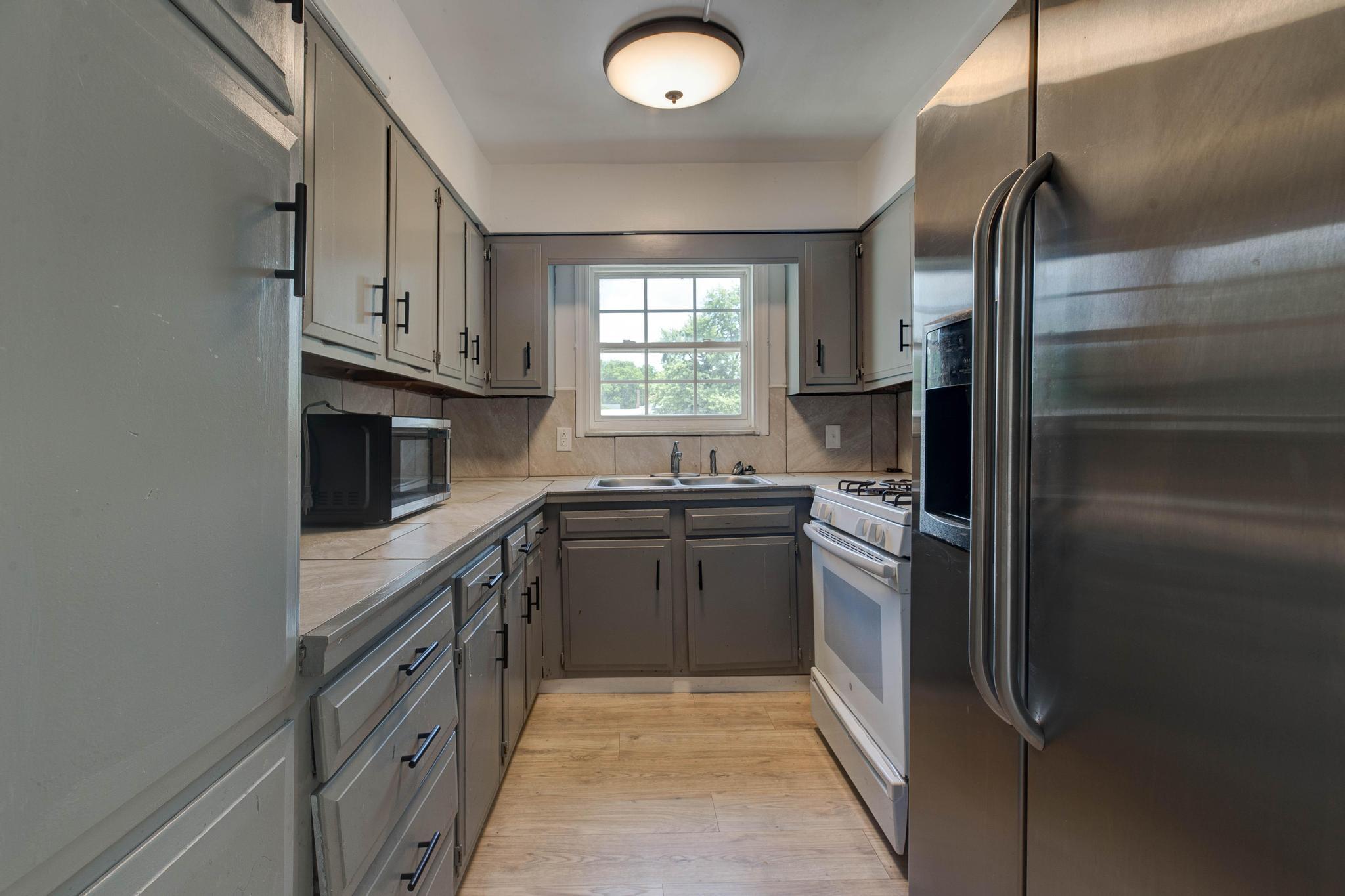 125 Howard Avenue Property Photo 17