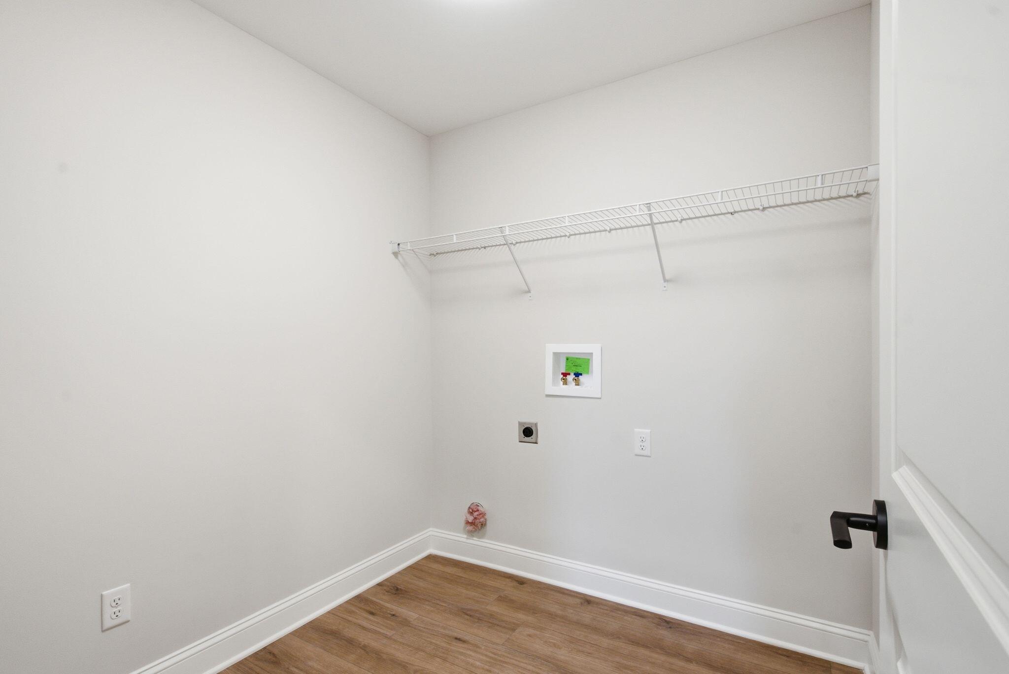 4109 Meadowlark Road Property Photo 21