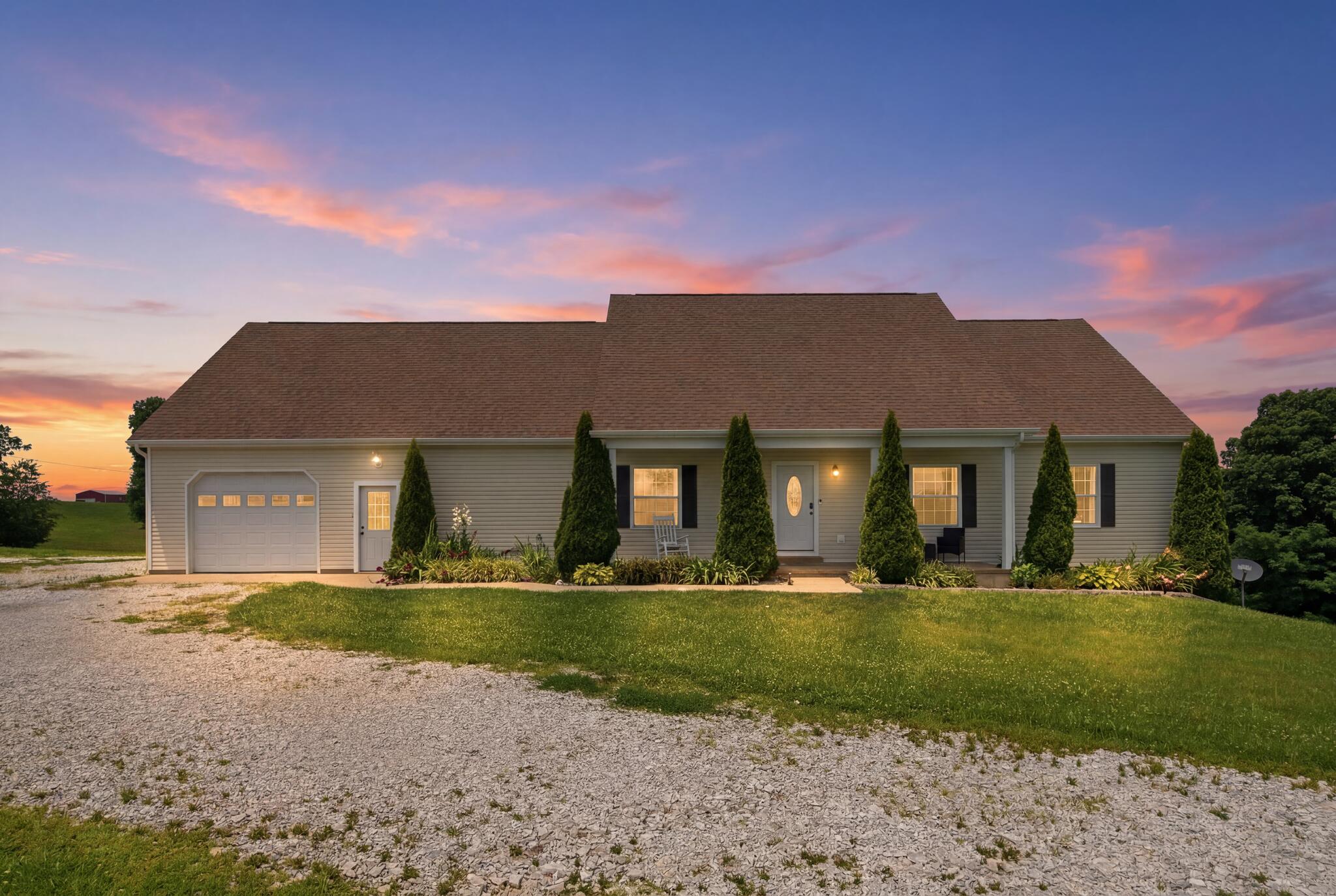 3965 Highway 127 Property Photo 2