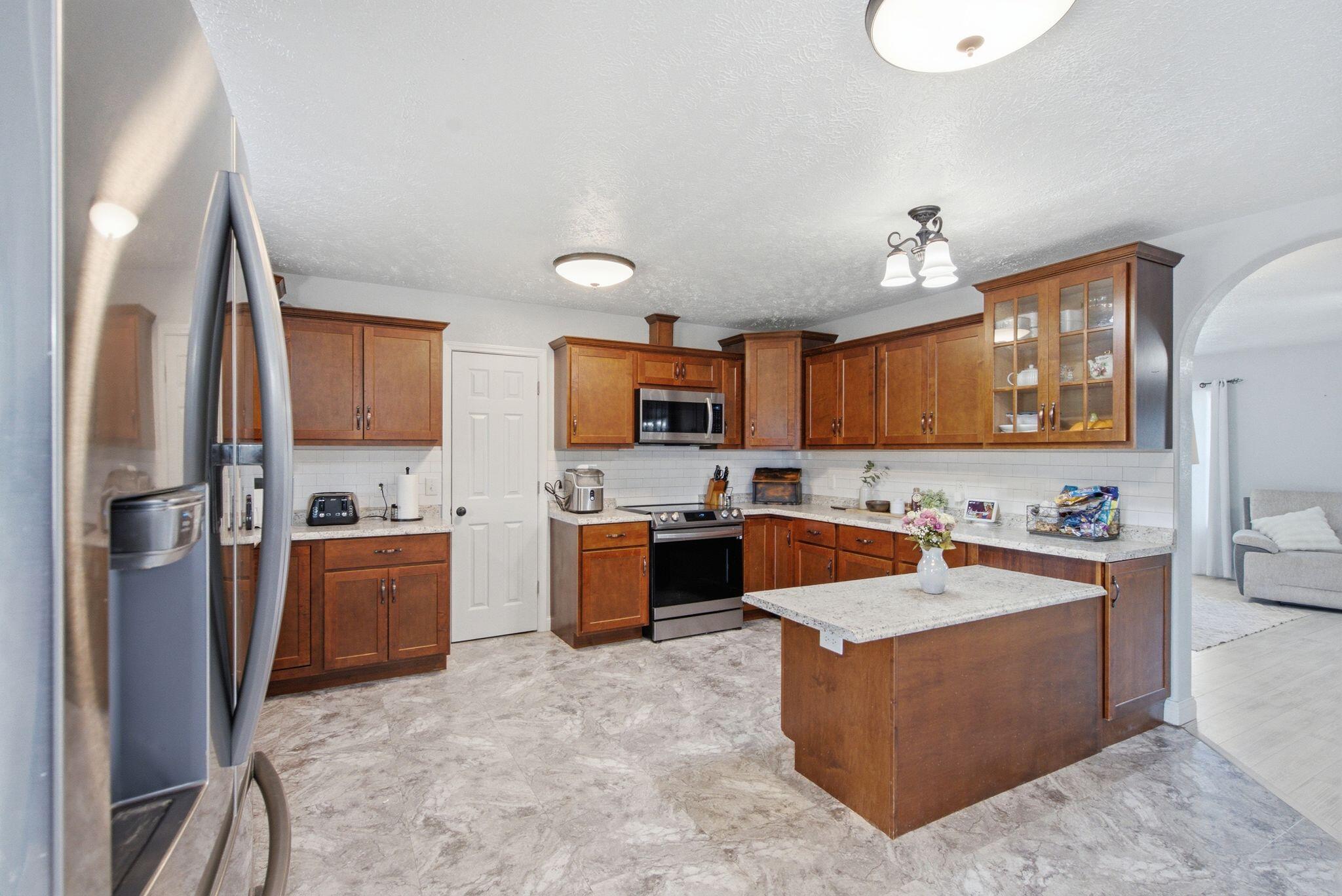 3965 Highway 127 Property Photo 11