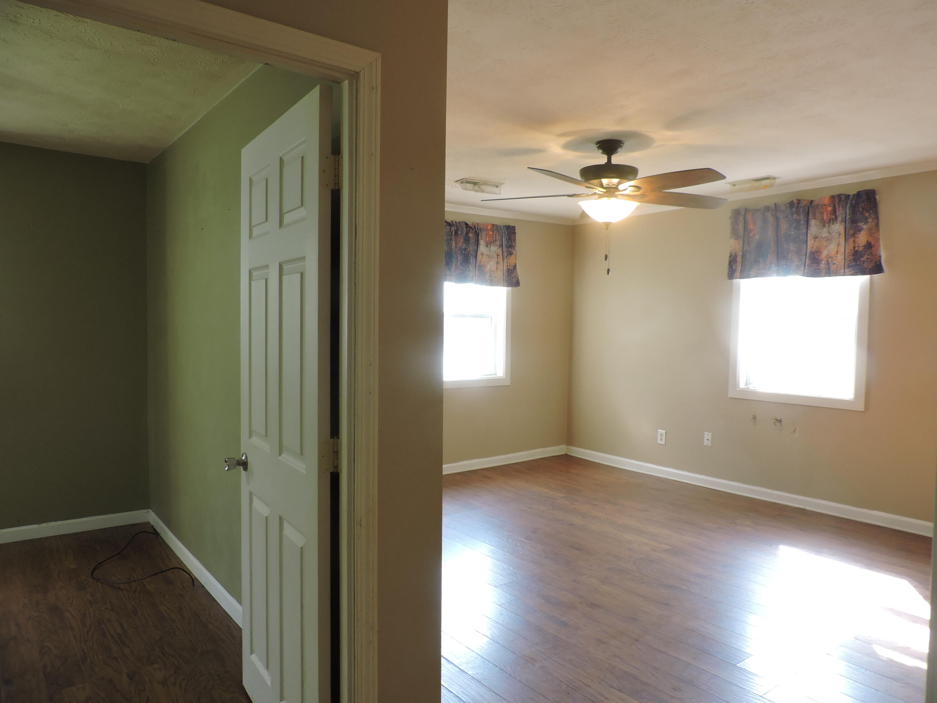205 E 15th Street Property Photo 13