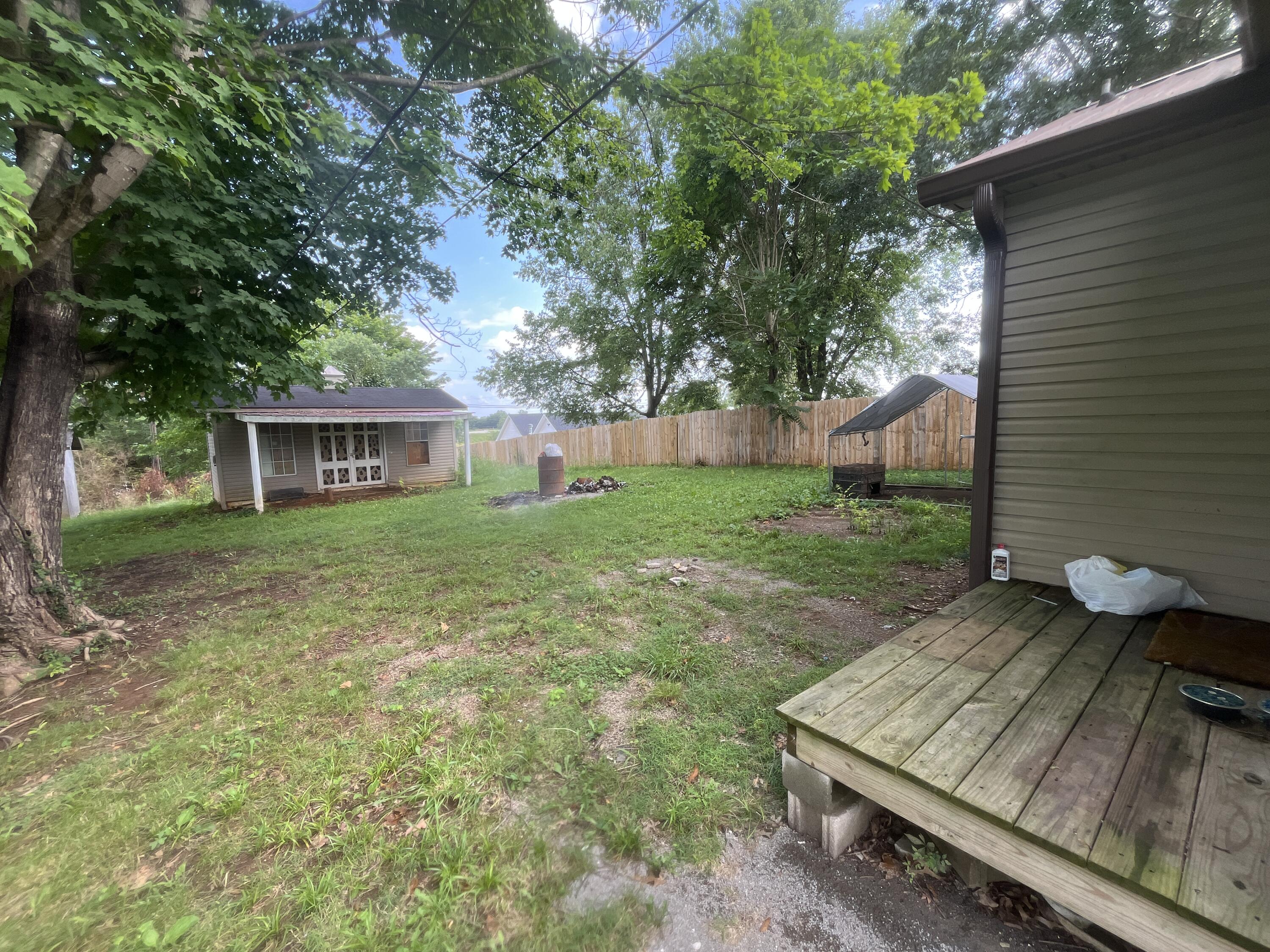 105 Brown Street Property Photo 6