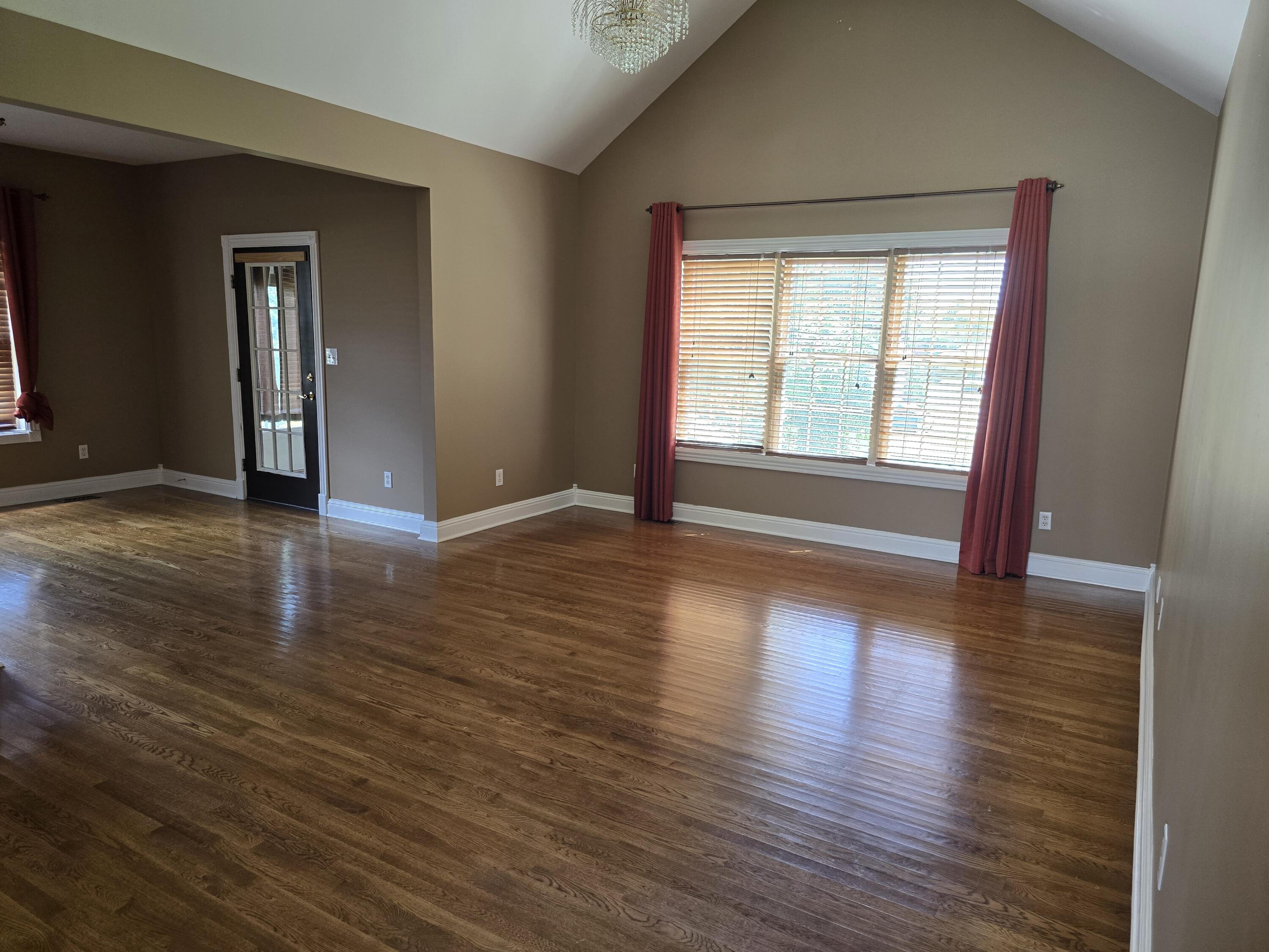 709 Hackney Court Property Photo 8