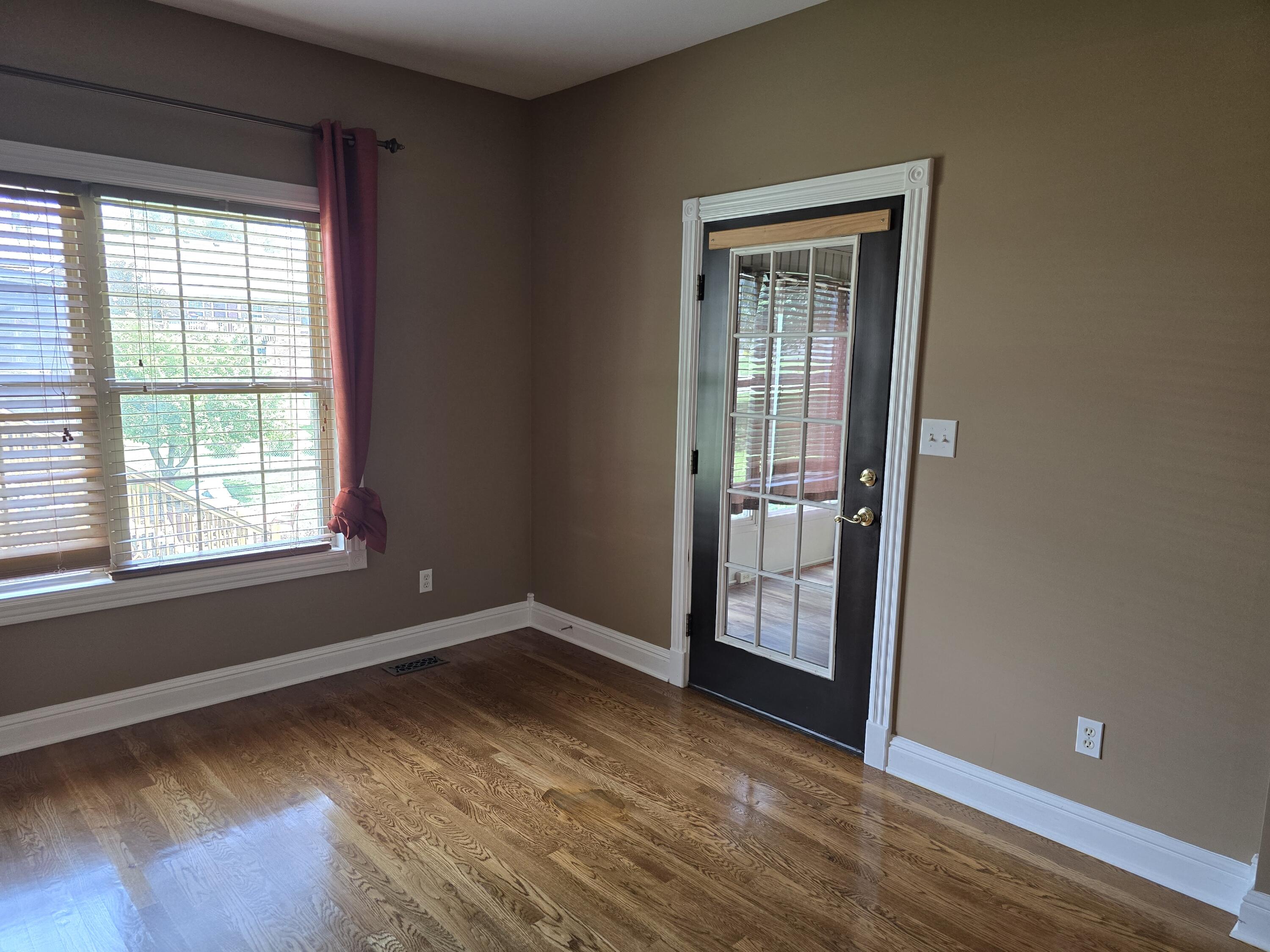 709 Hackney Court Property Photo 11