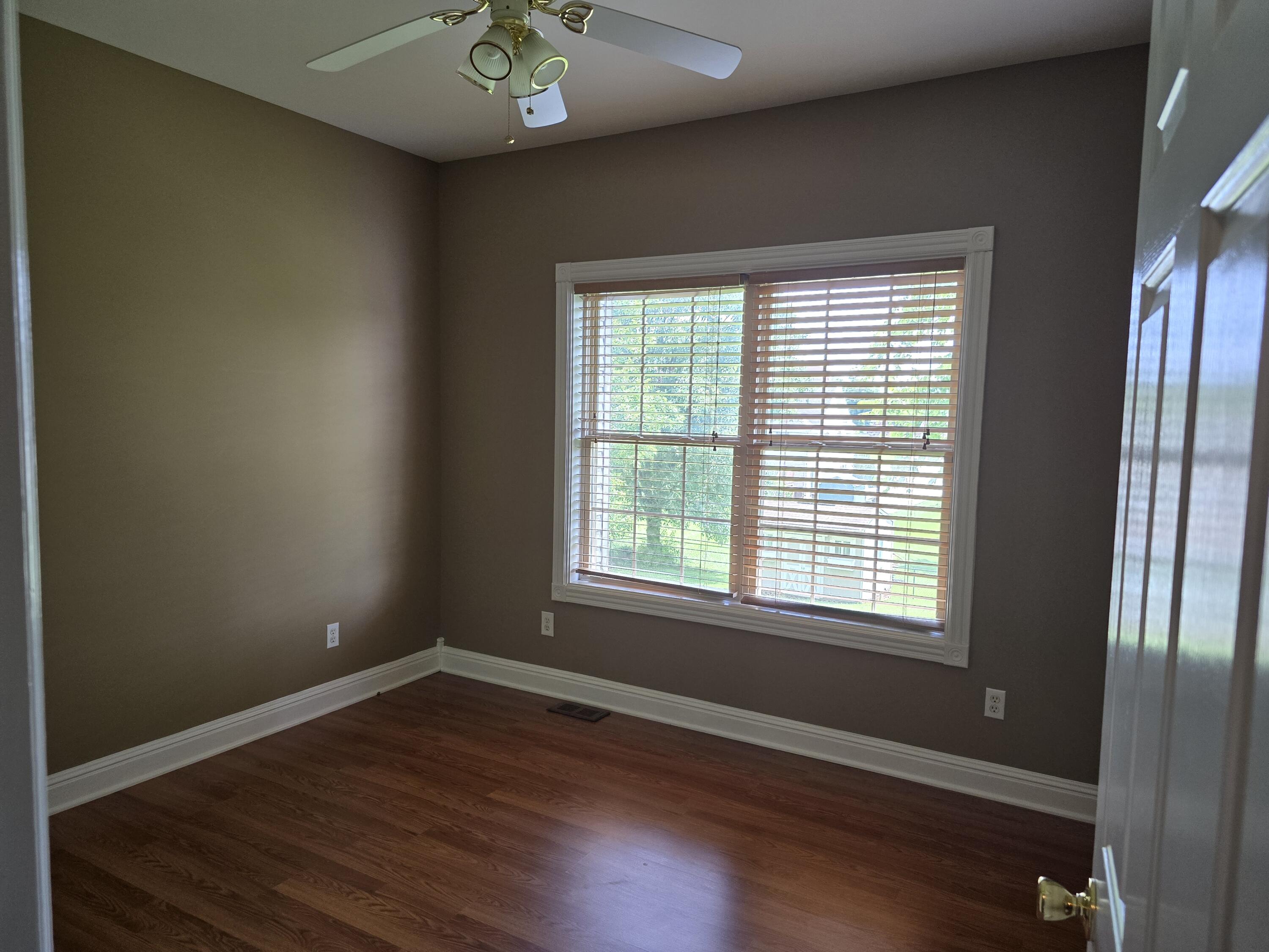 709 Hackney Court Property Photo 23