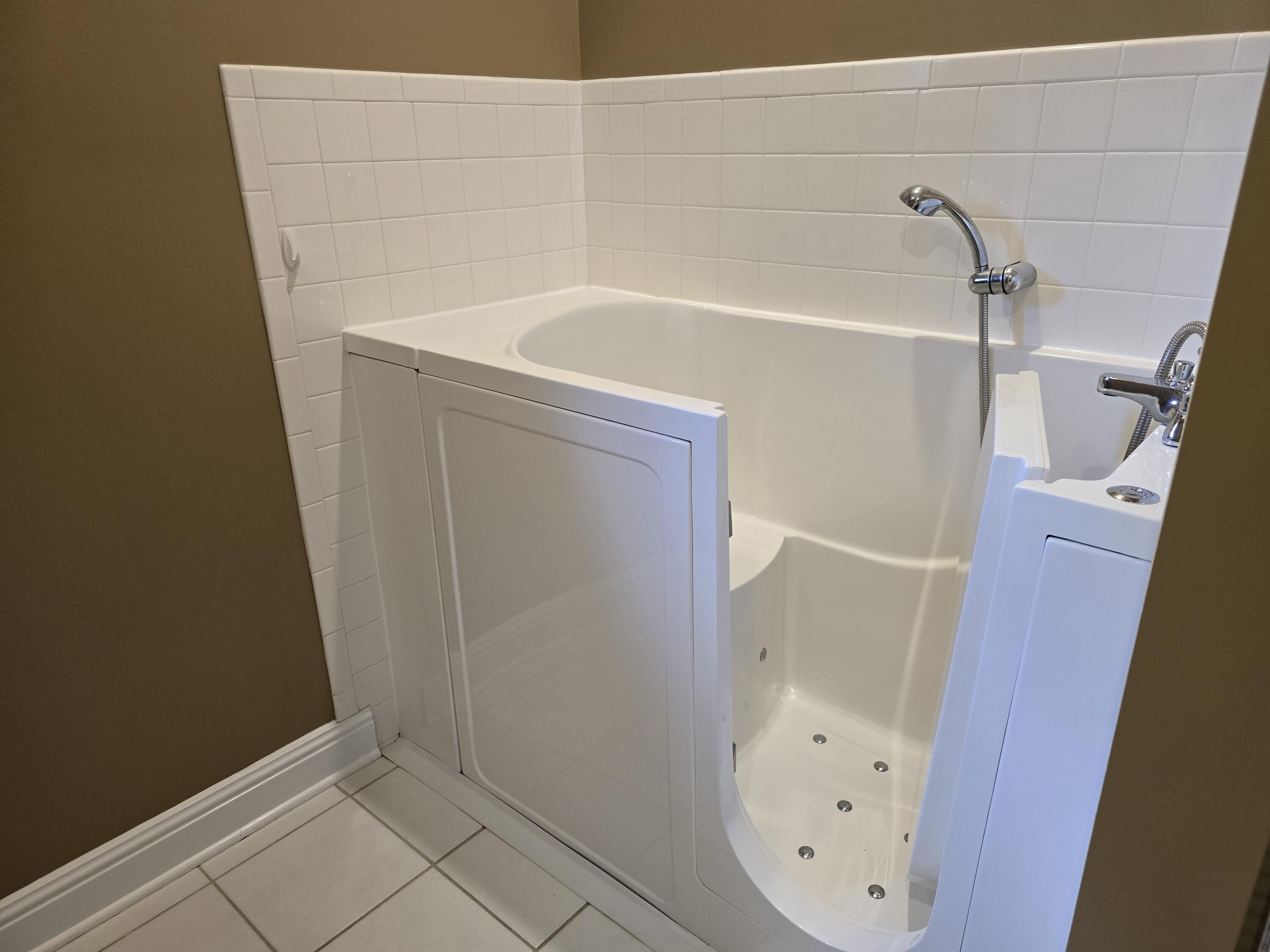 709 Hackney Court Property Photo 31