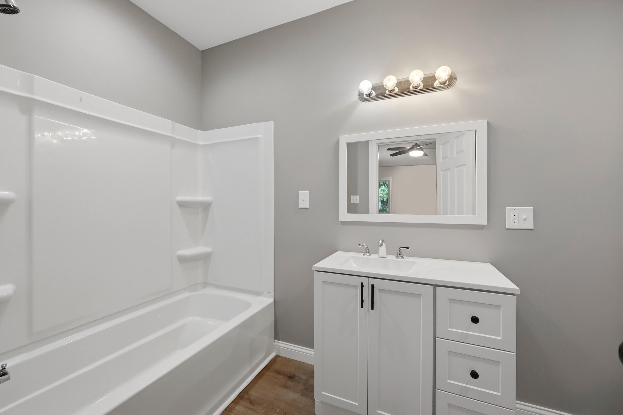 418 S Elmarch Avenue Property Photo 25