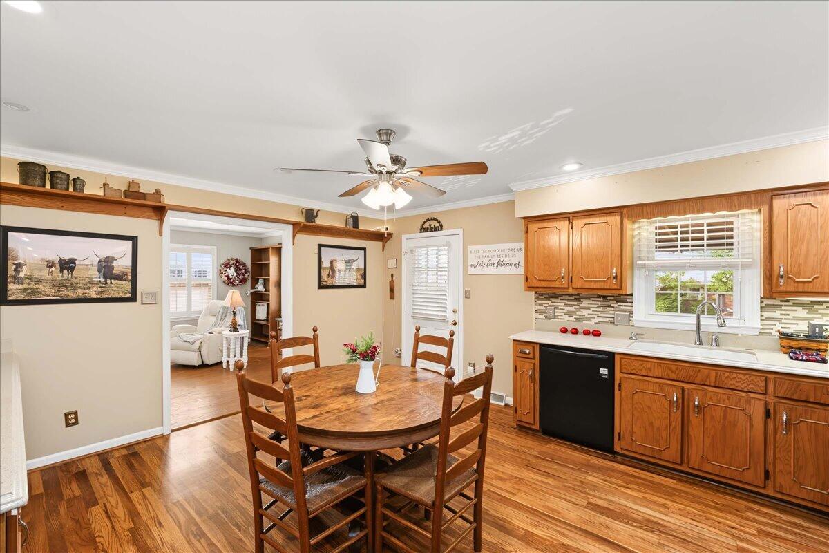 102 Dogwood Drive Property Photo 13