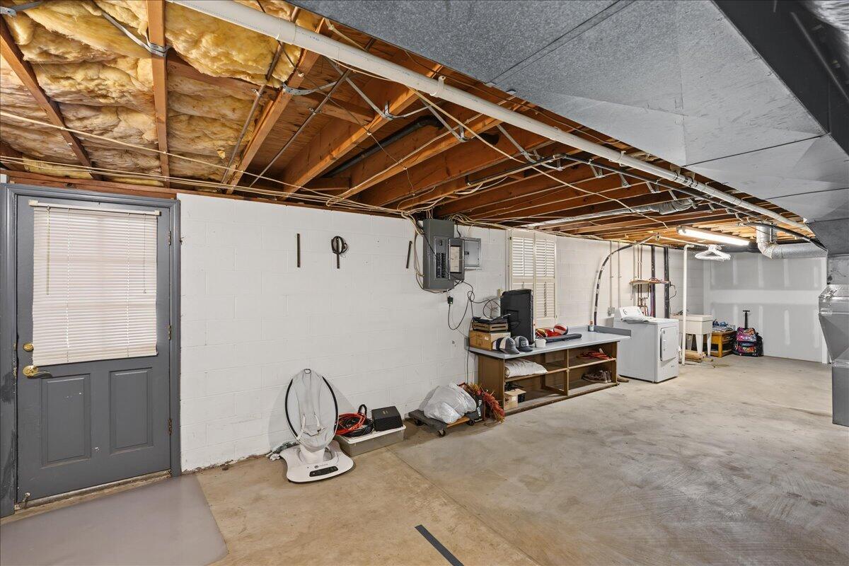102 Dogwood Drive Property Photo 34
