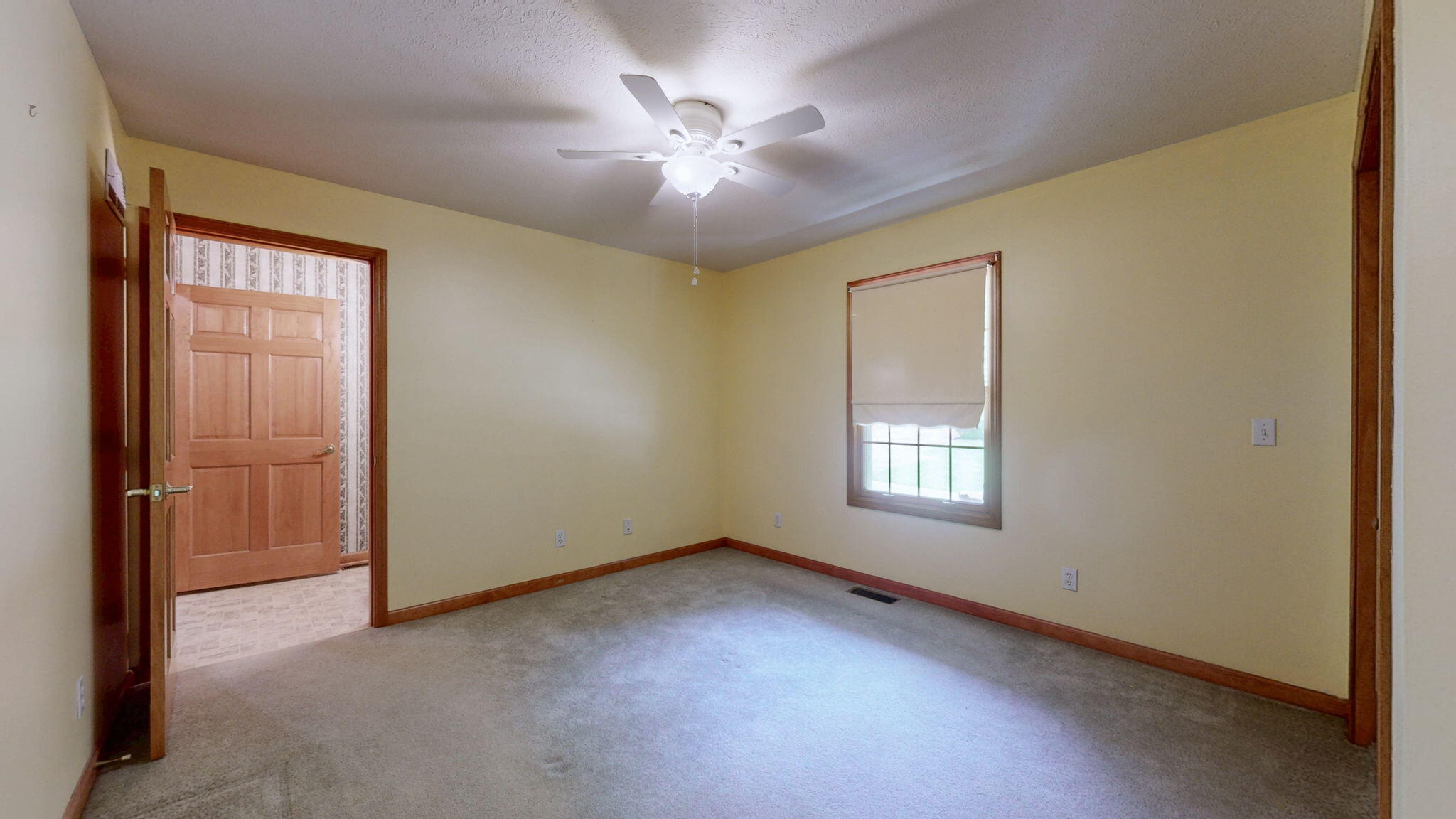 839 Summit Point Property Photo 15