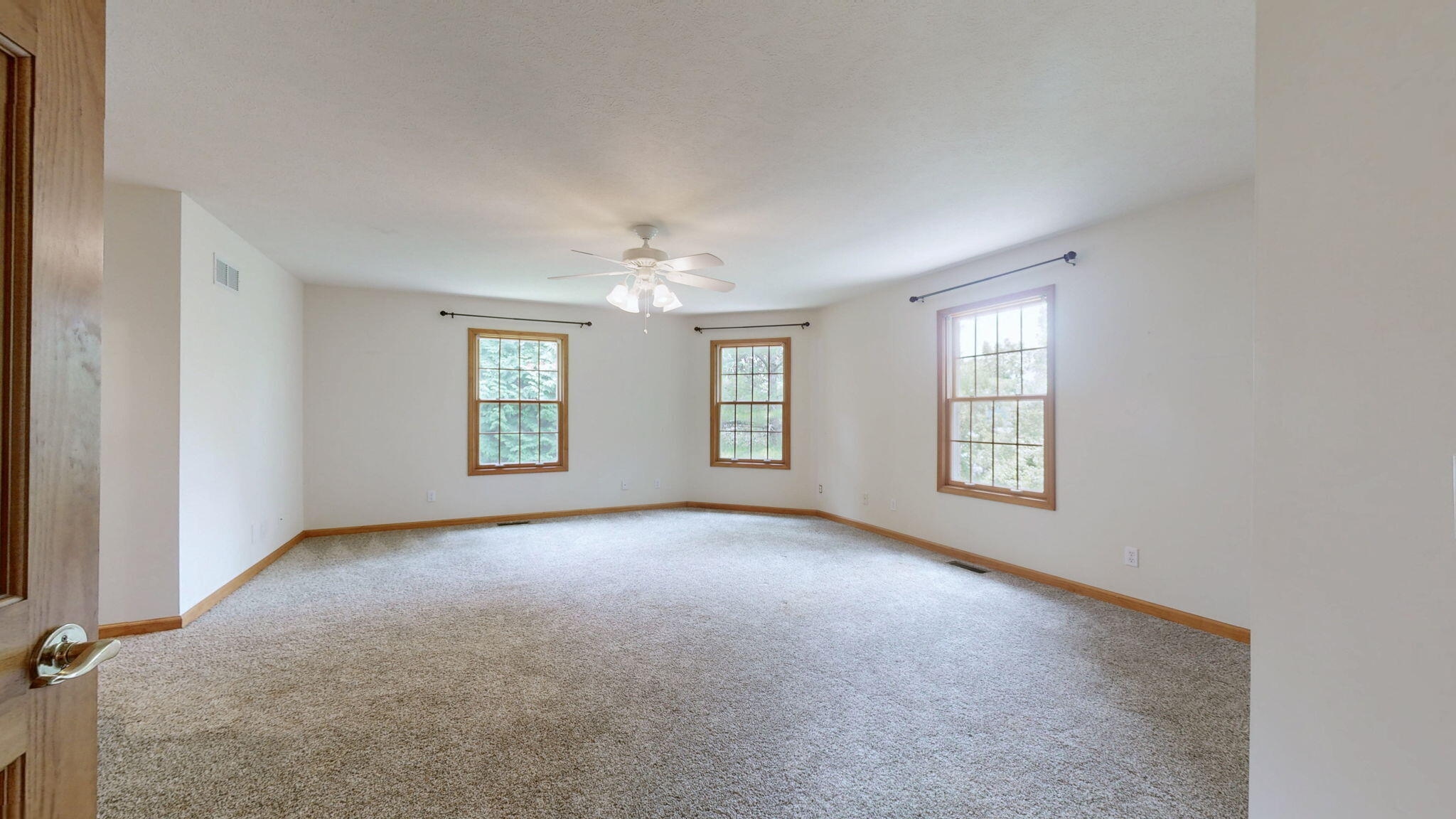 839 Summit Point Property Photo 16
