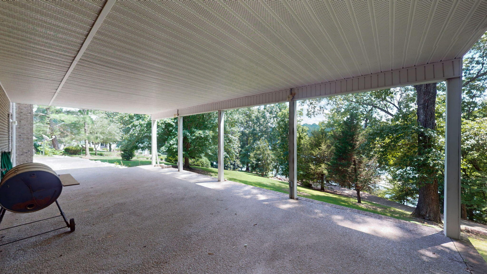 839 Summit Point Property Photo 34