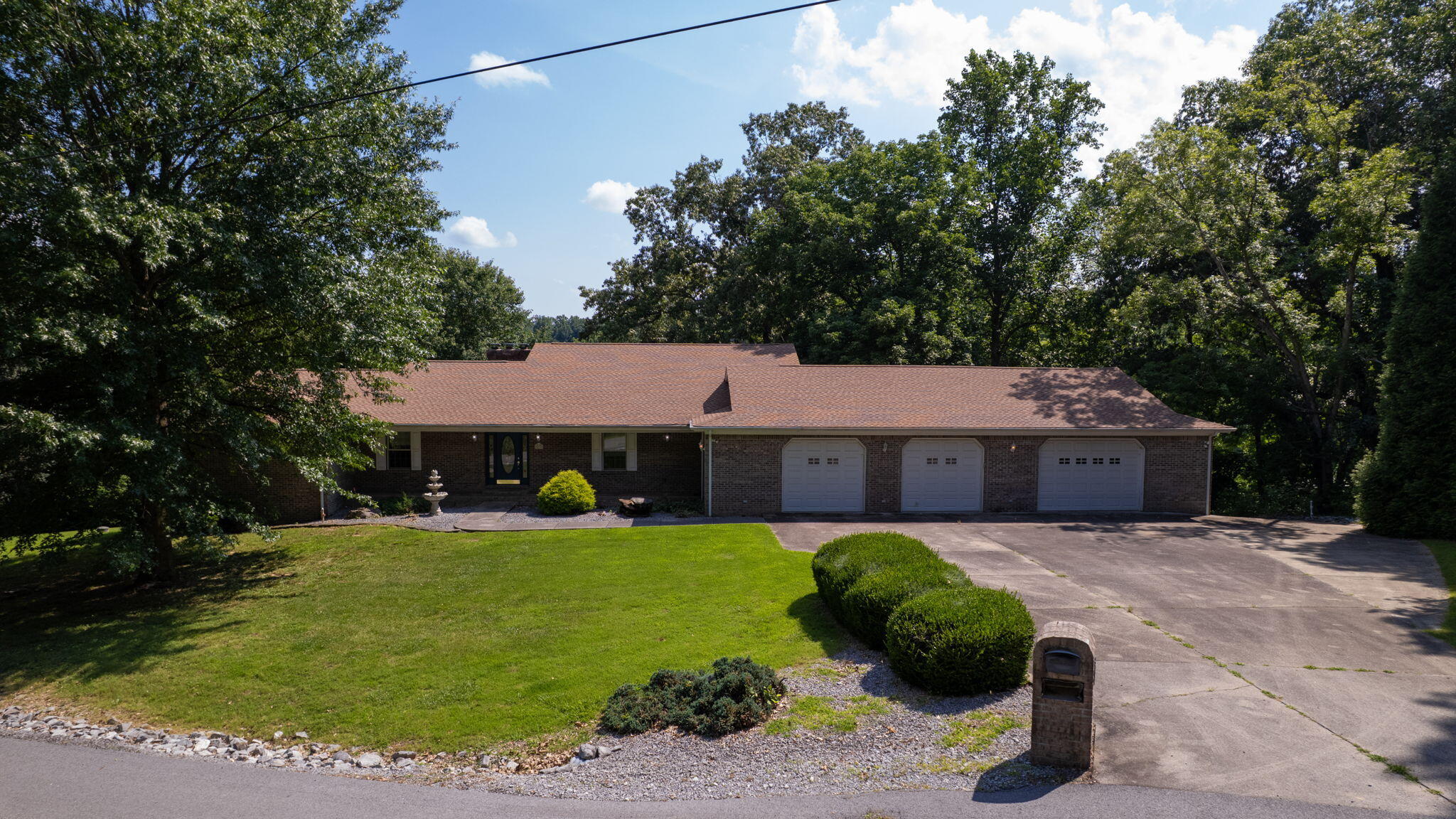 839 Summit Point Property Photo 58