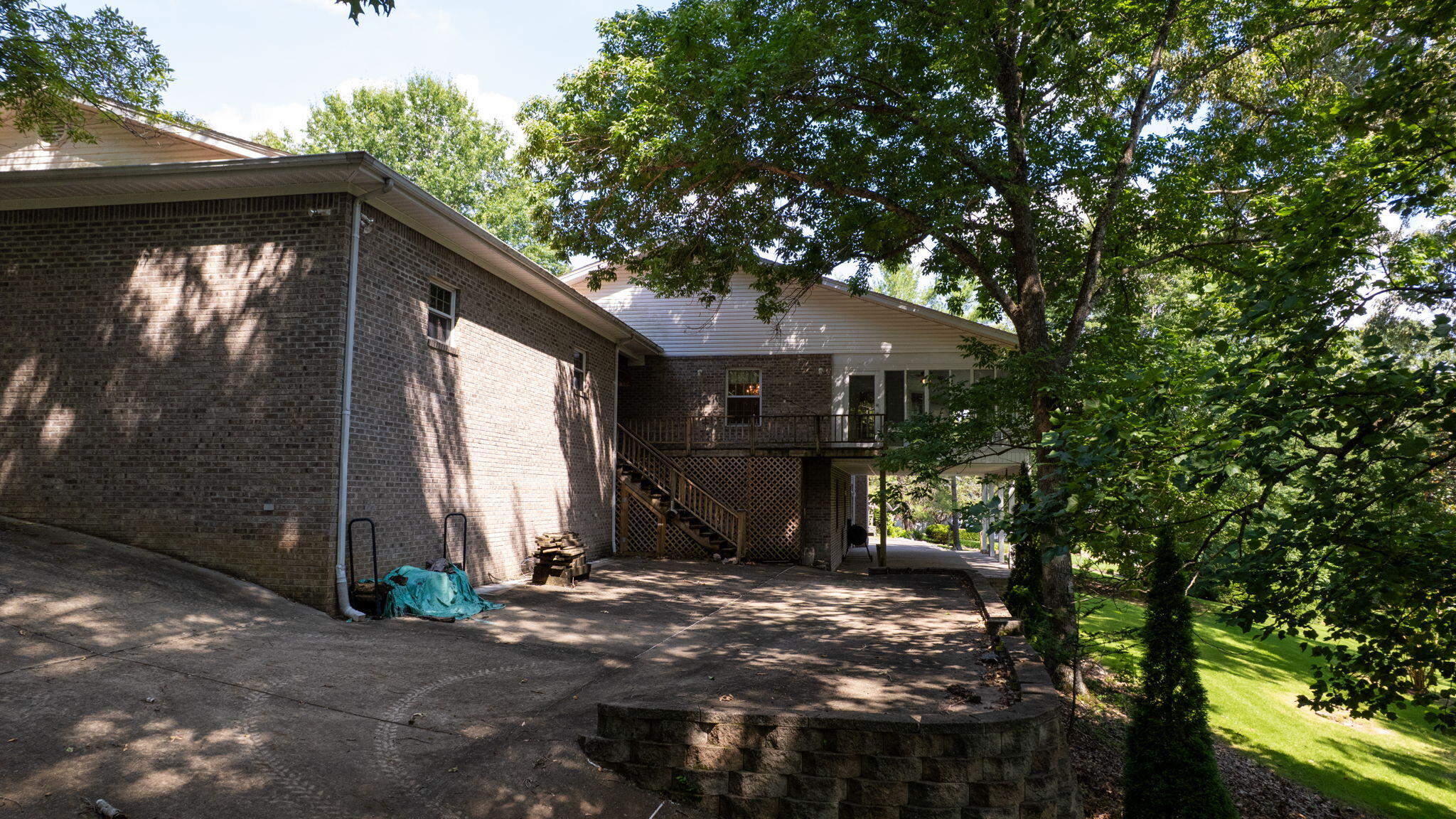 839 Summit Point Property Photo 59
