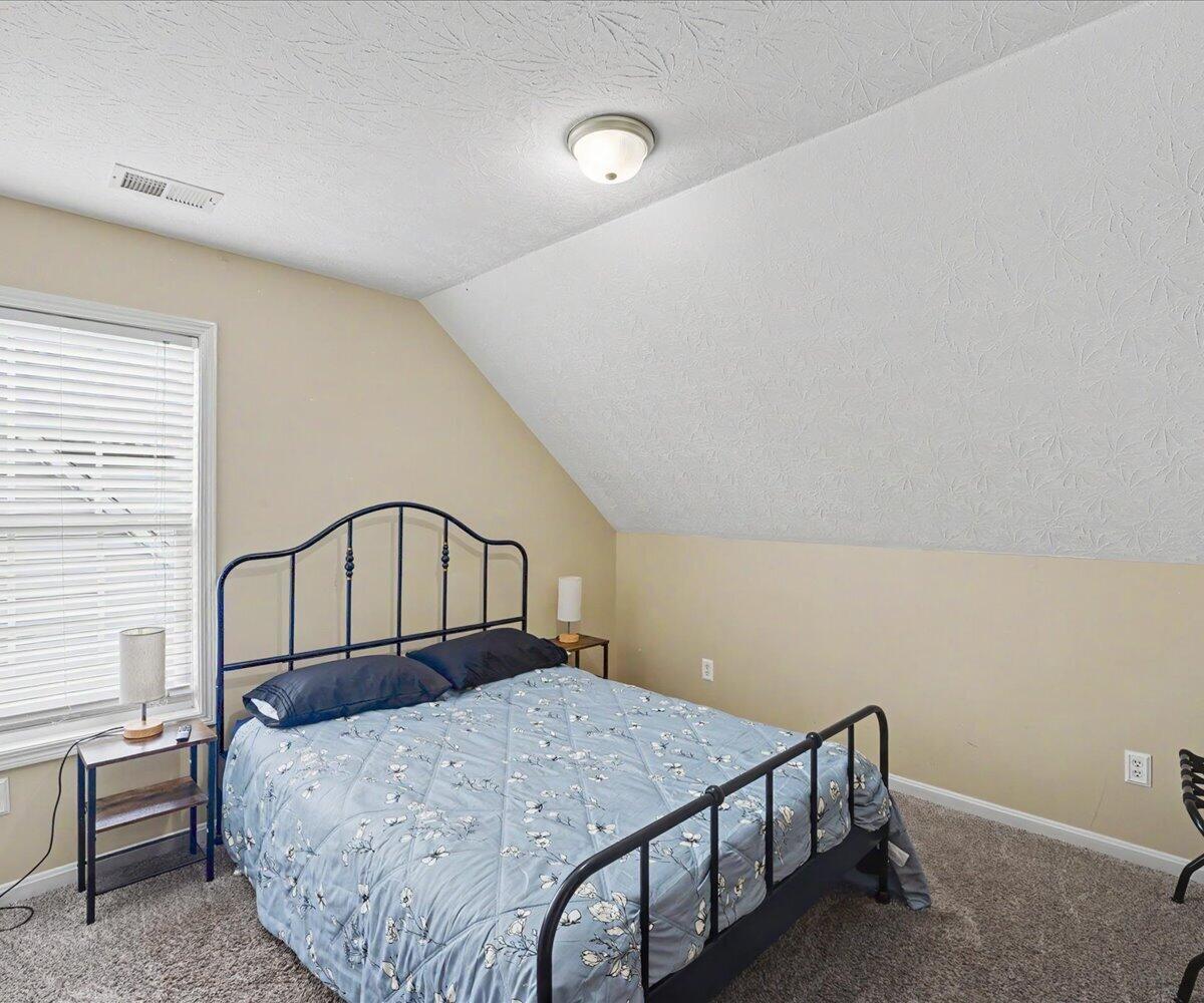 3124 Roundway Down Lane Property Photo 23