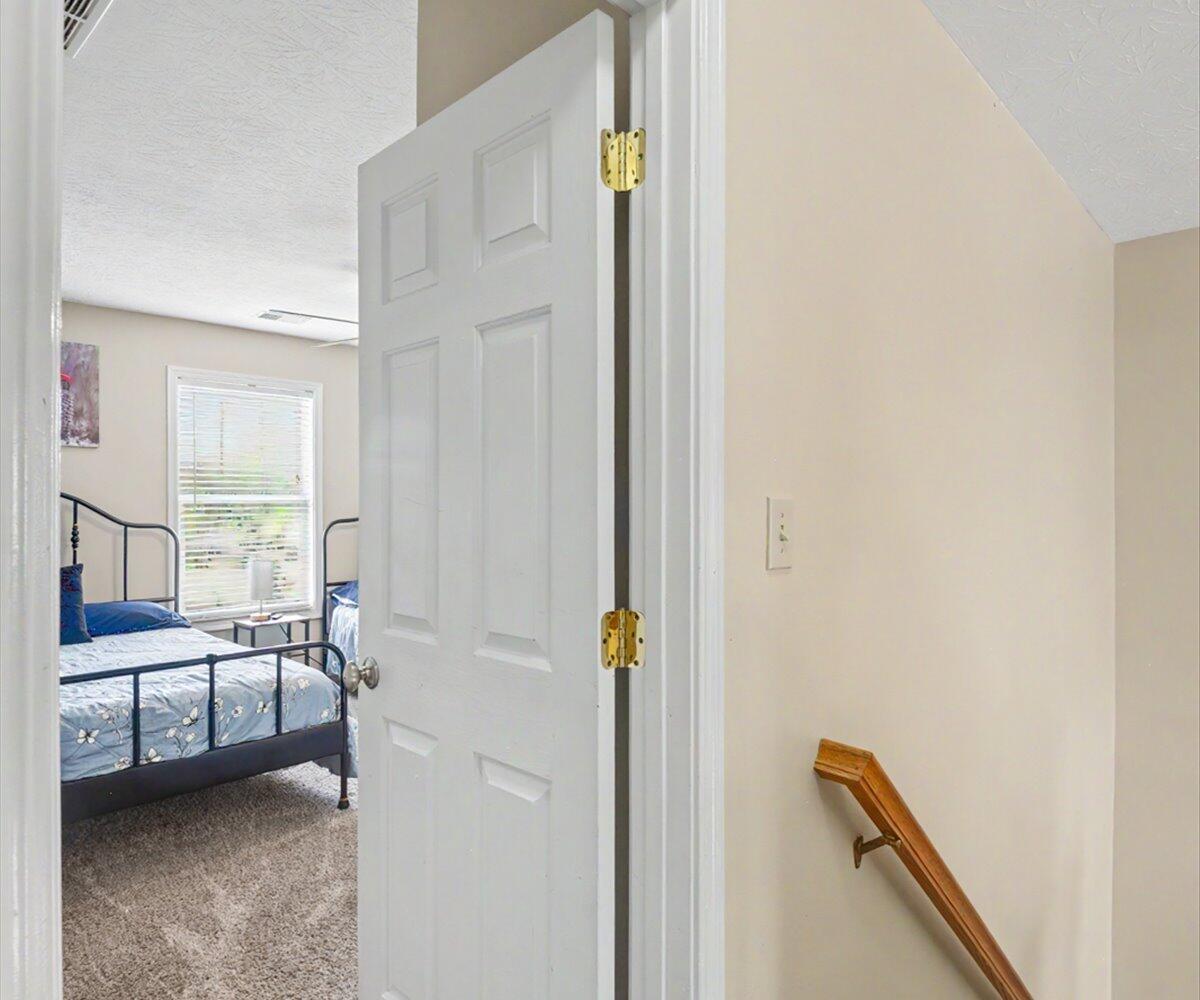 3124 Roundway Down Lane Property Photo 31