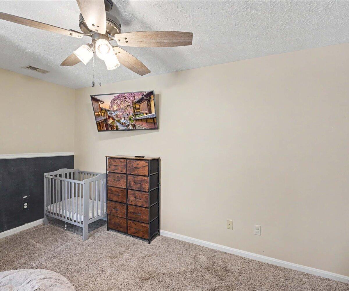 3124 Roundway Down Lane Property Photo 34