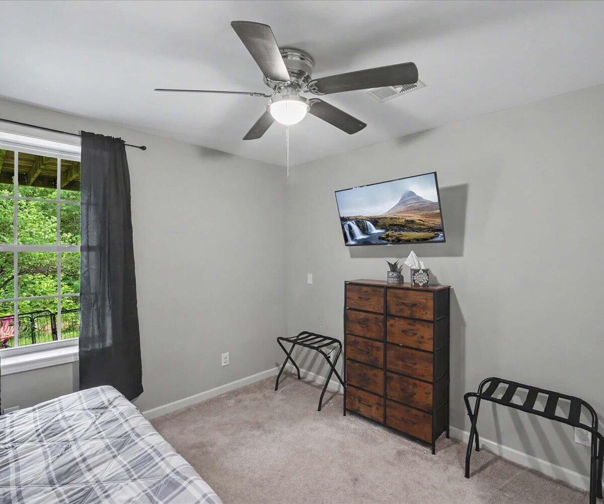3124 Roundway Down Lane Property Photo 43