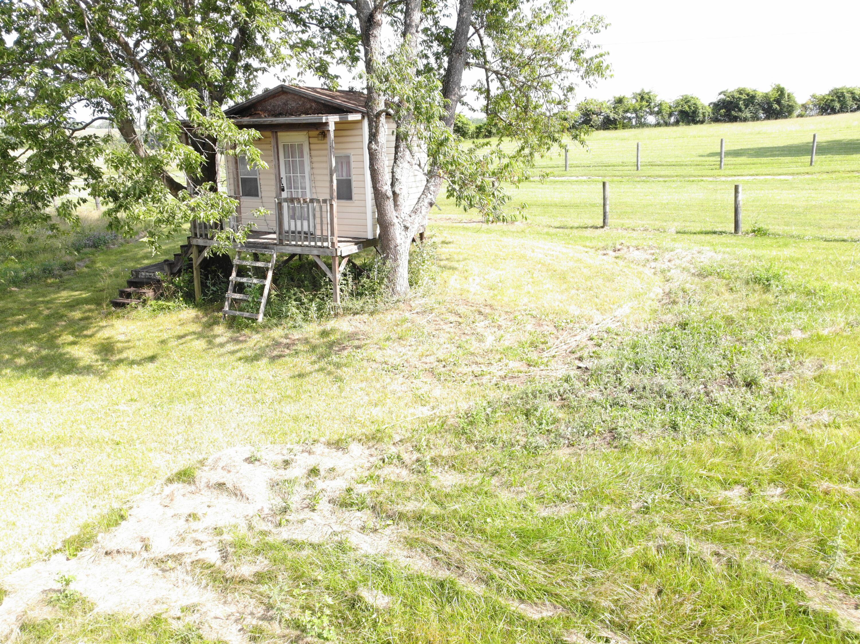 1330 Robinson Road Property Photo 6