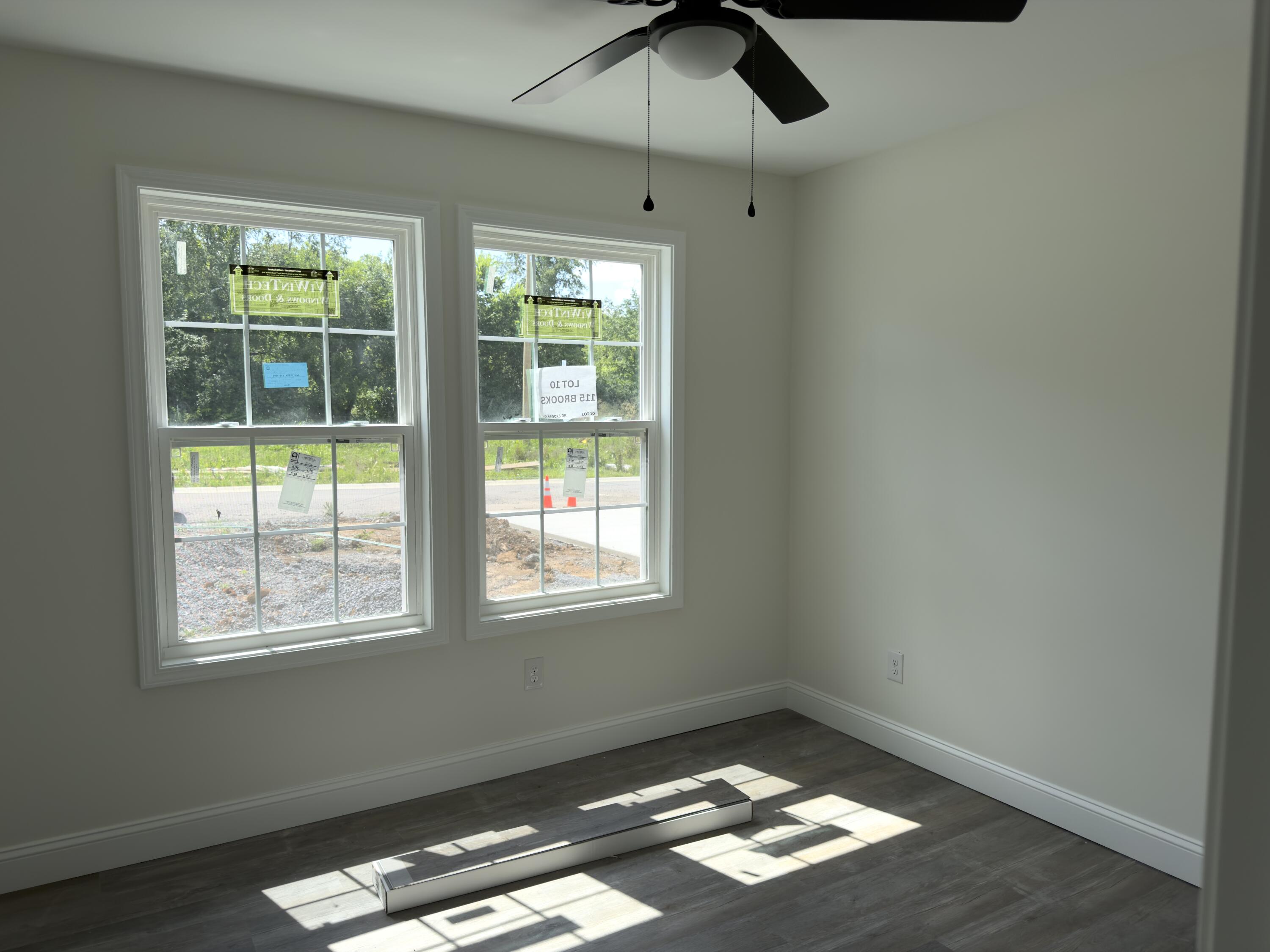 115 Brooks Drive Property Photo 6