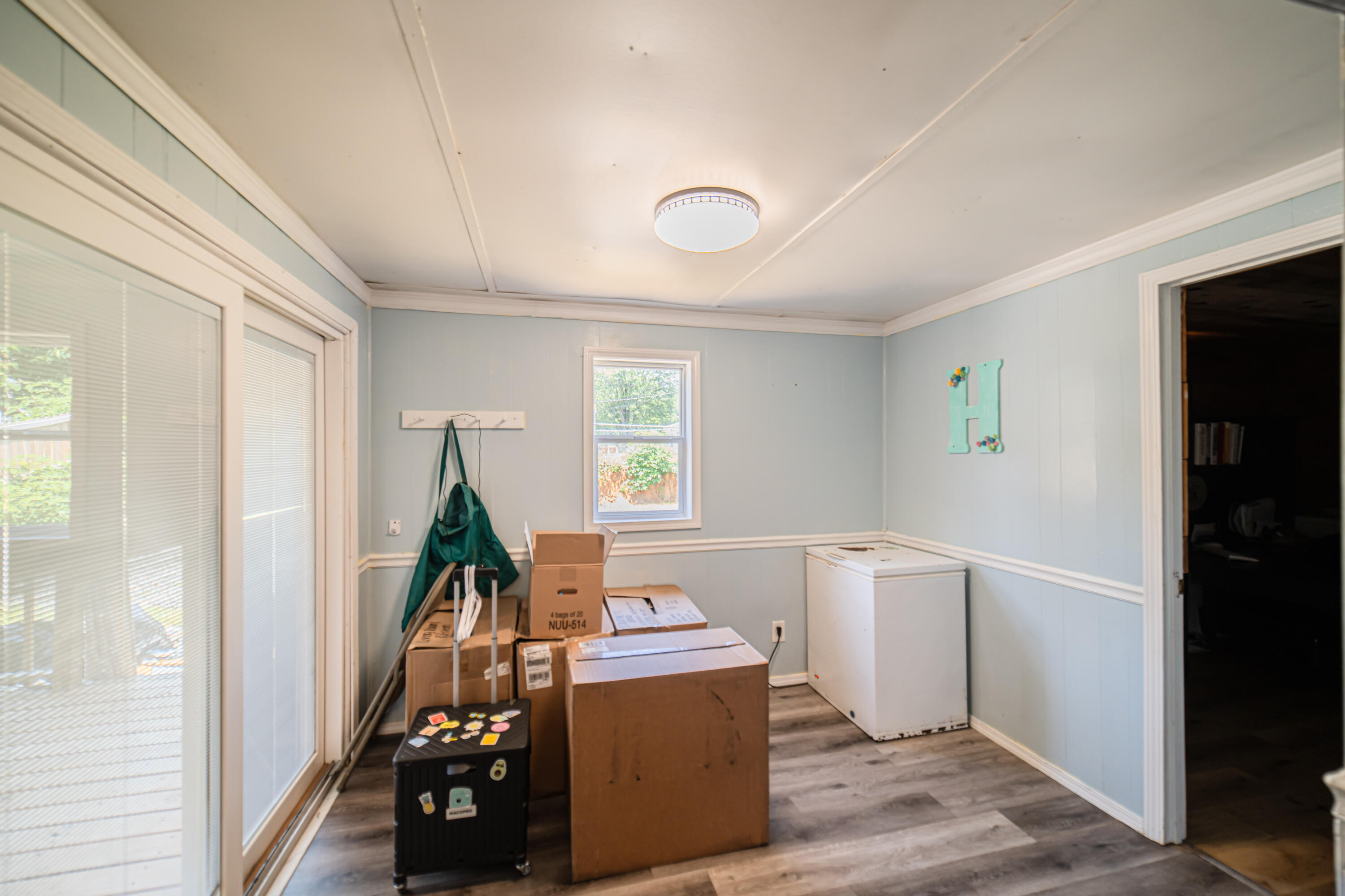 737 6th Avenue Property Photo 18