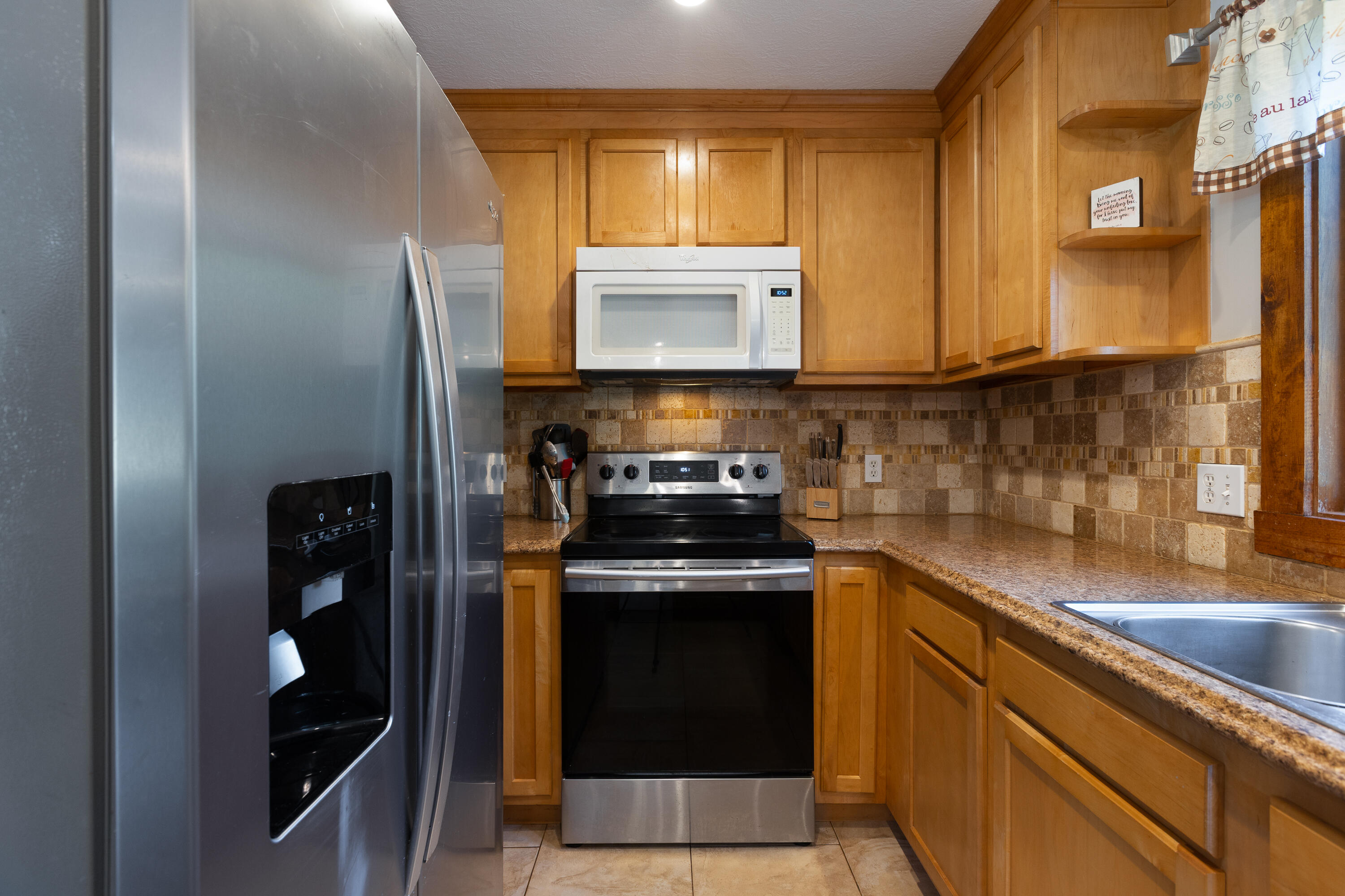 1417 North Bend Road Property Photo 9