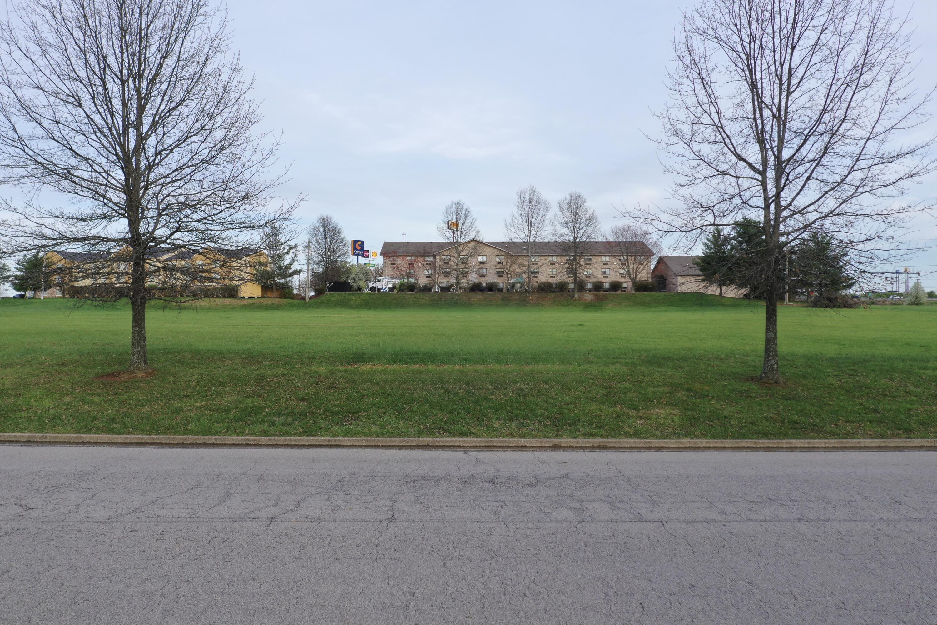 310 Silver Lake Drive Property Photo 18