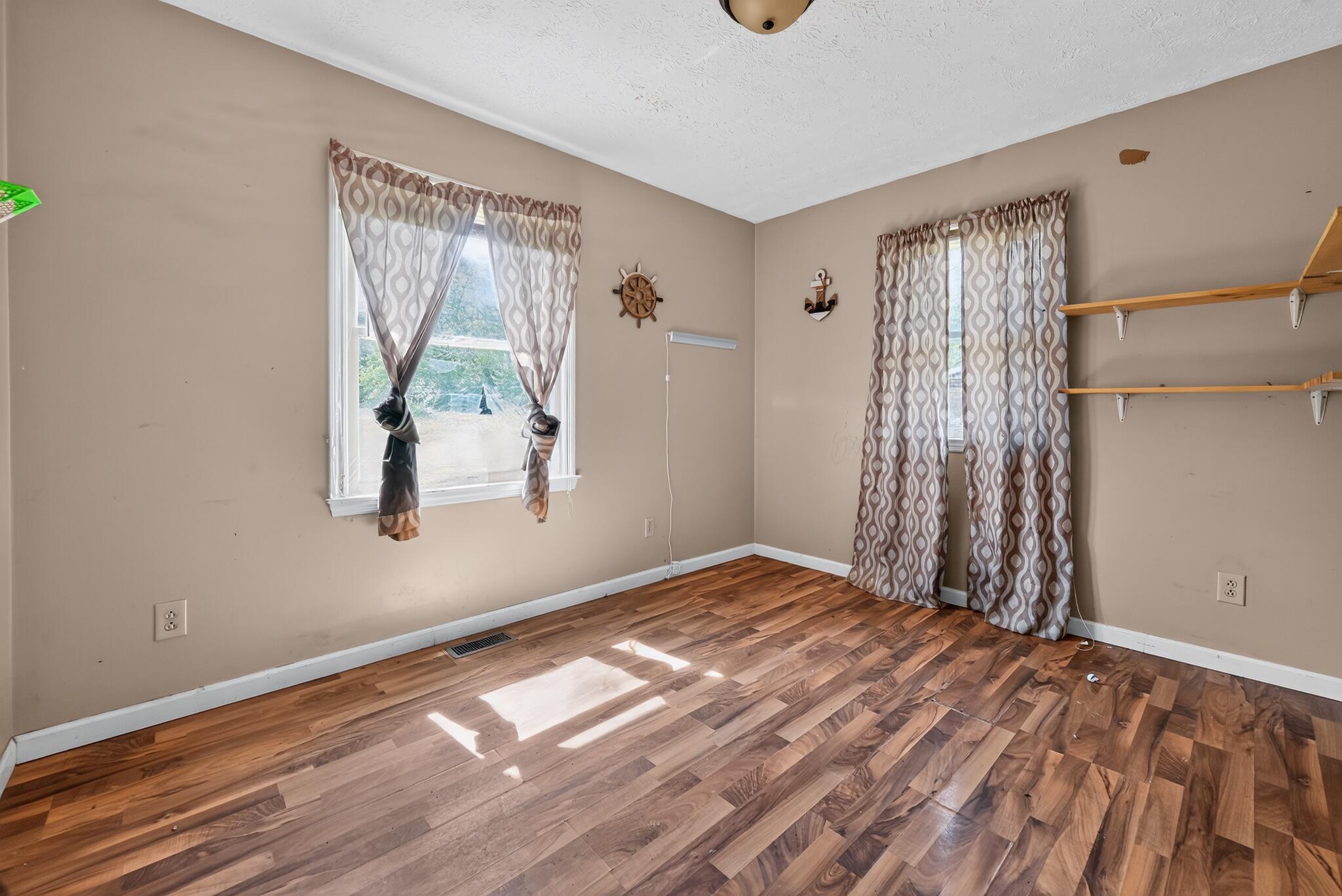 147 Rosemont Drive Property Photo 14
