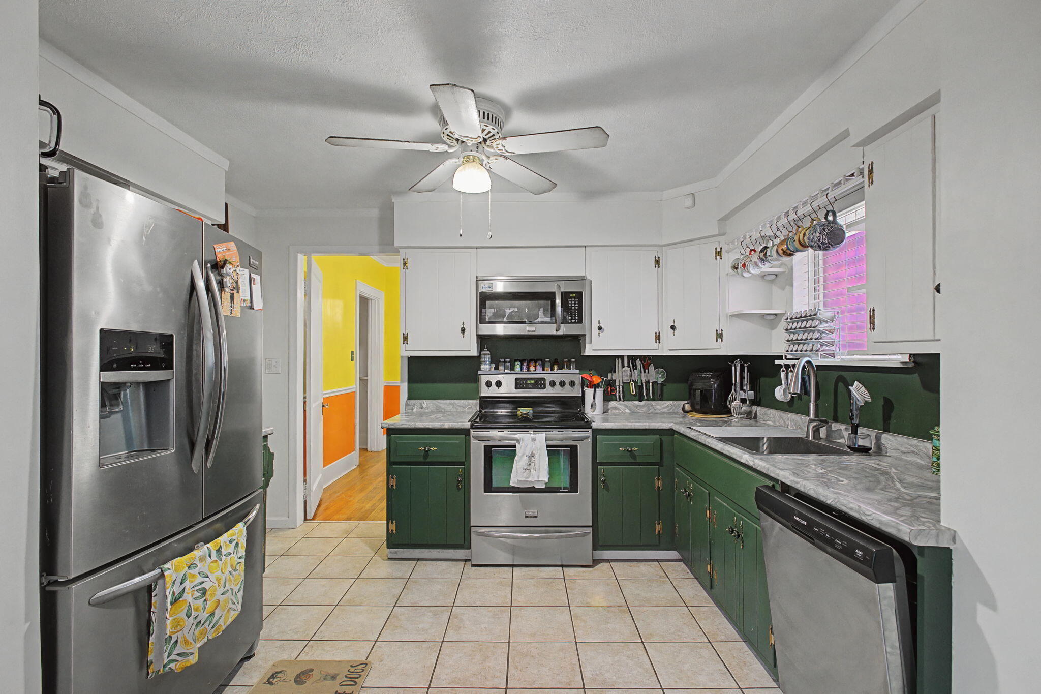 249 Sunset Avenue Property Photo 4
