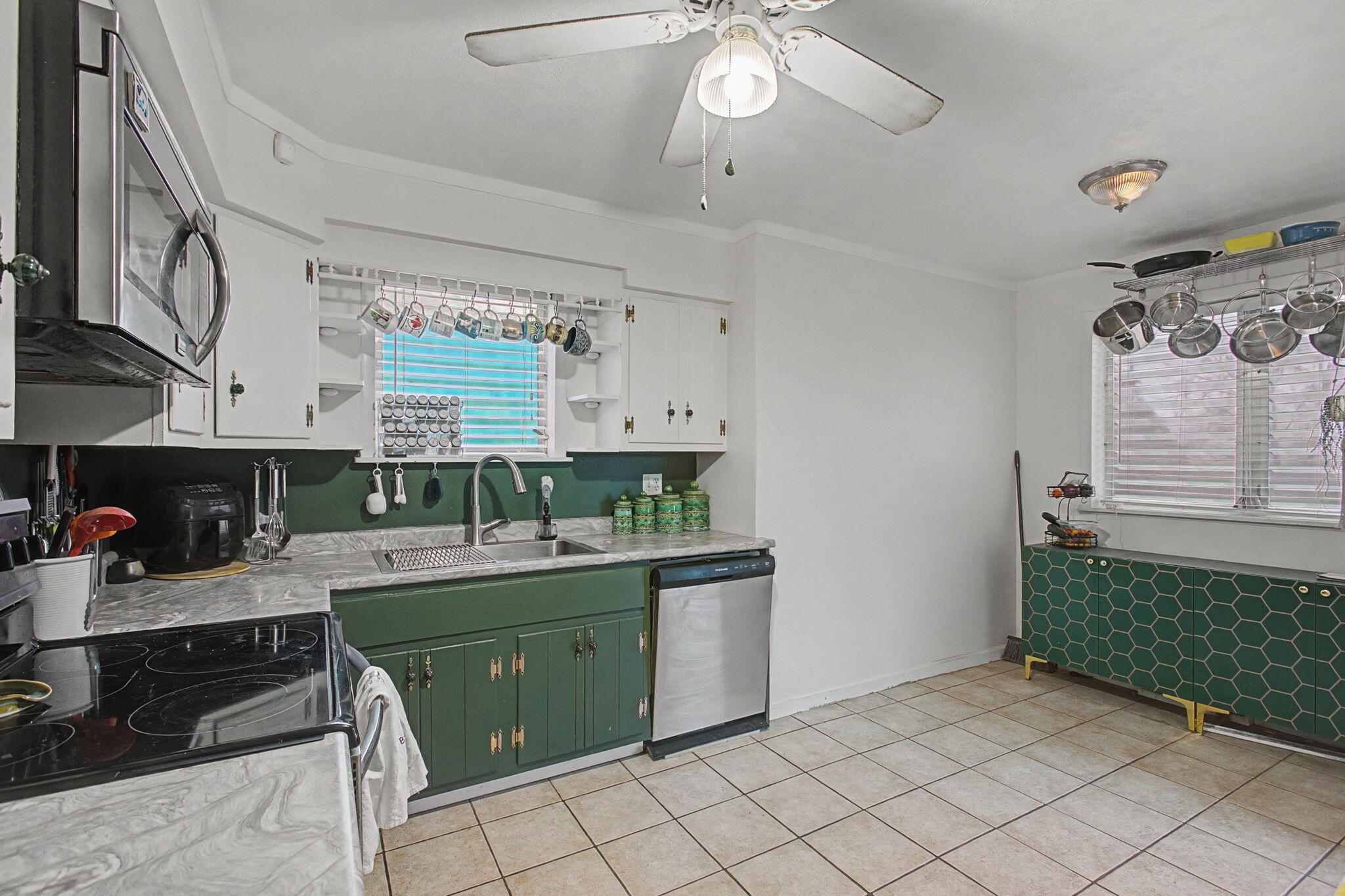 249 Sunset Avenue Property Photo 6