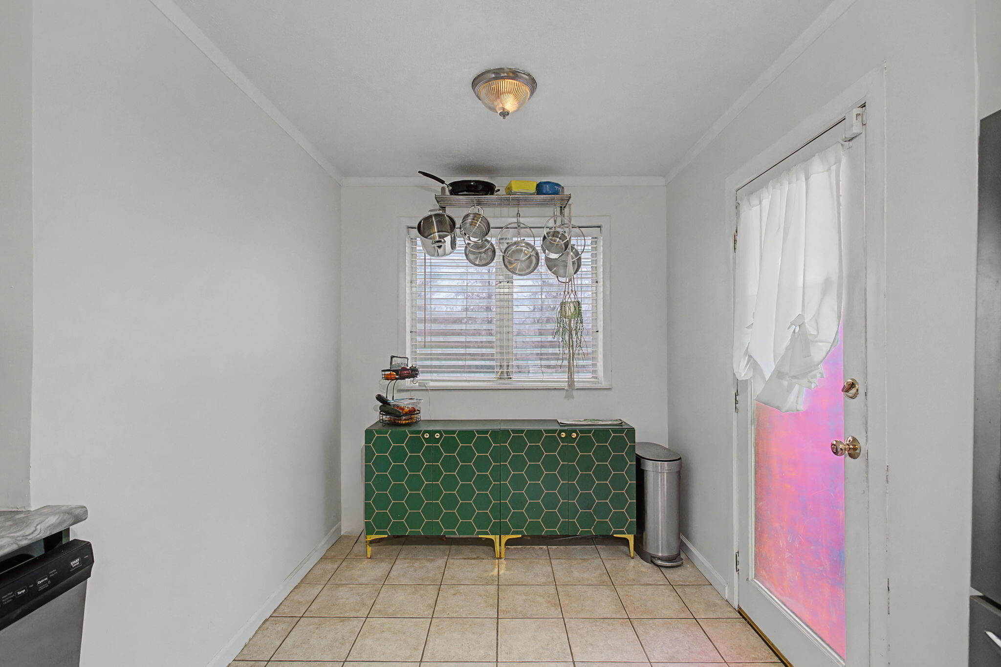 249 Sunset Avenue Property Photo 7
