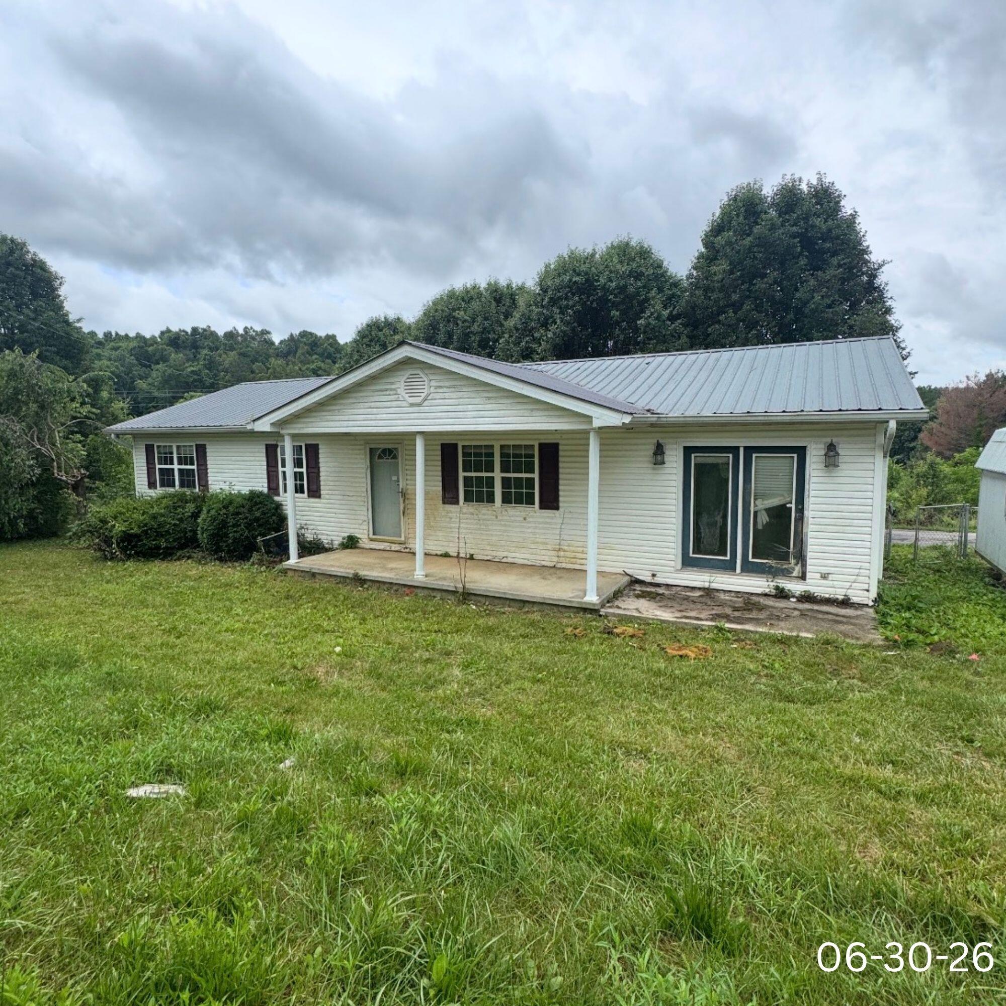 270 Jackson Drive Property Photo 2