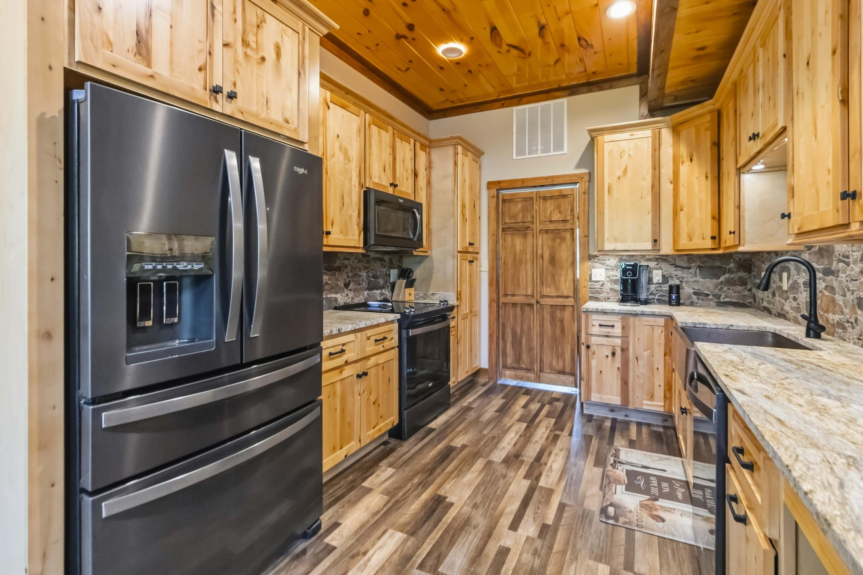 483 Kimber Drive Property Photo 30