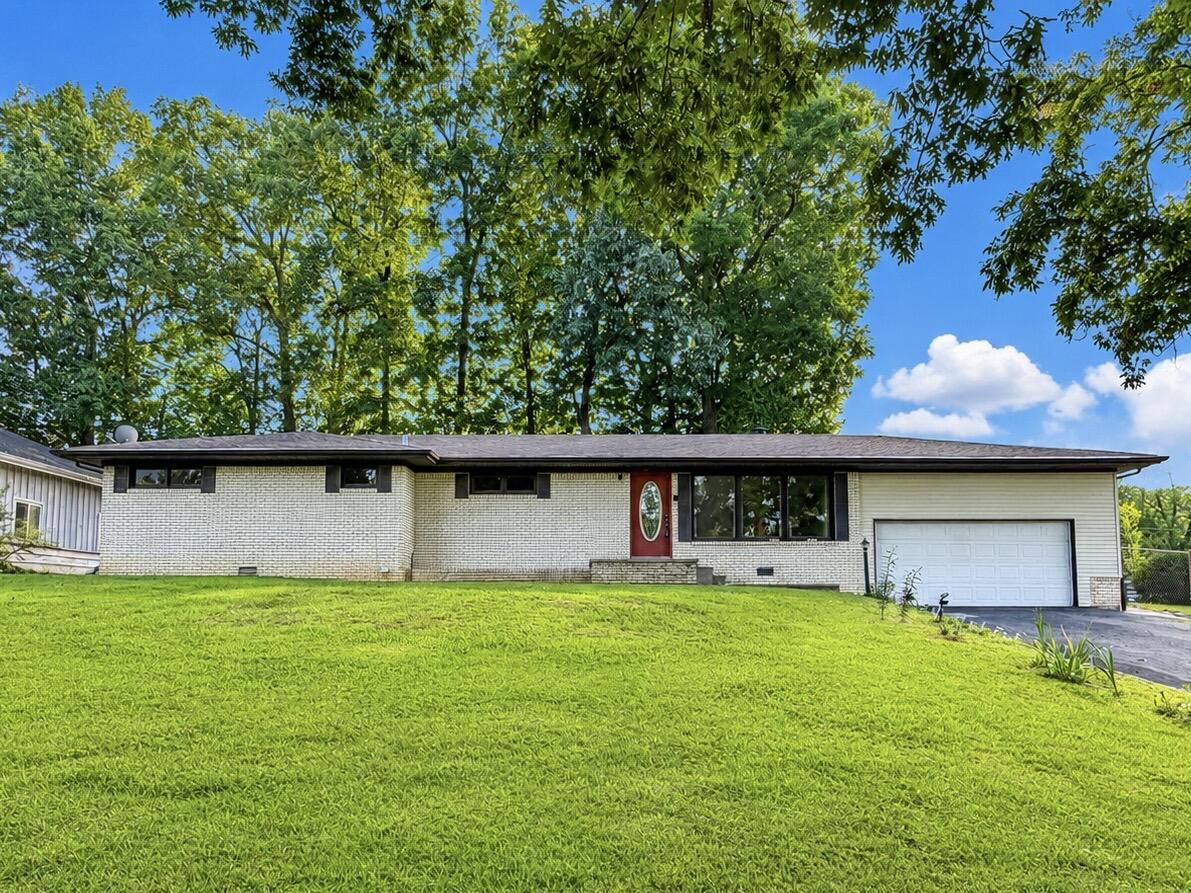 225 Nickell Heights Road Property Photo 1
