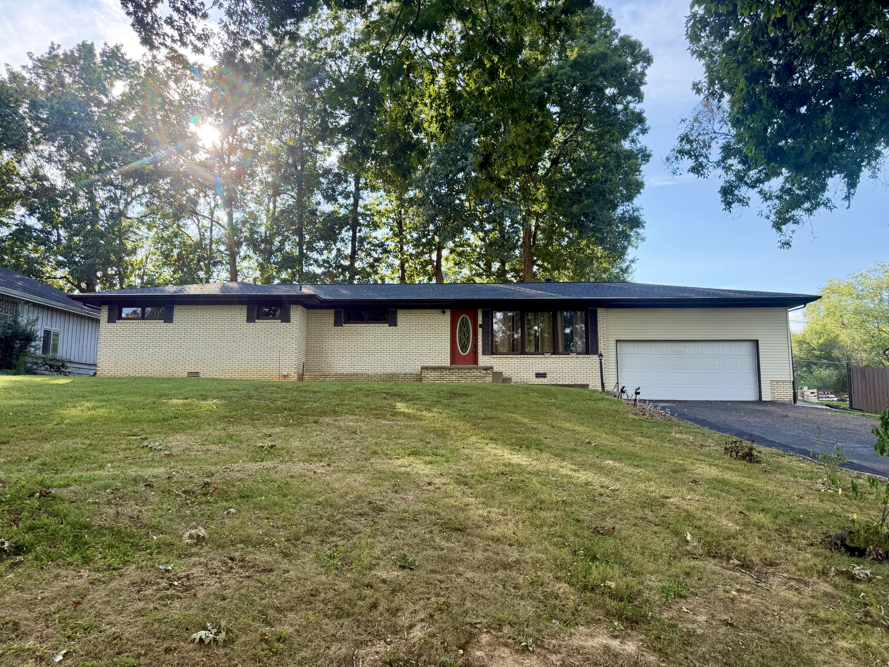 225 Nickell Heights Road Property Photo 1