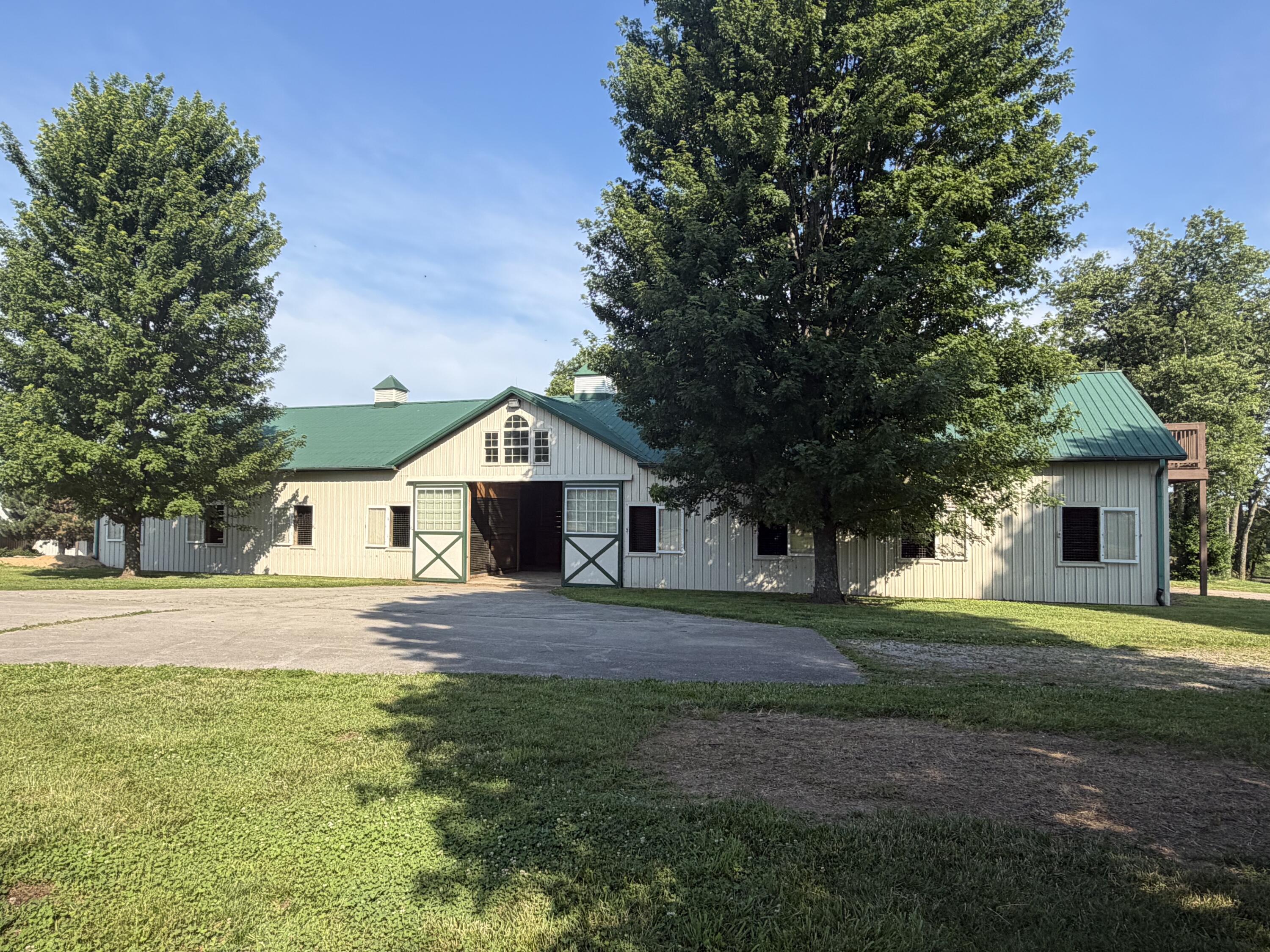 1070 Kidds Mill Road Property Photo 3