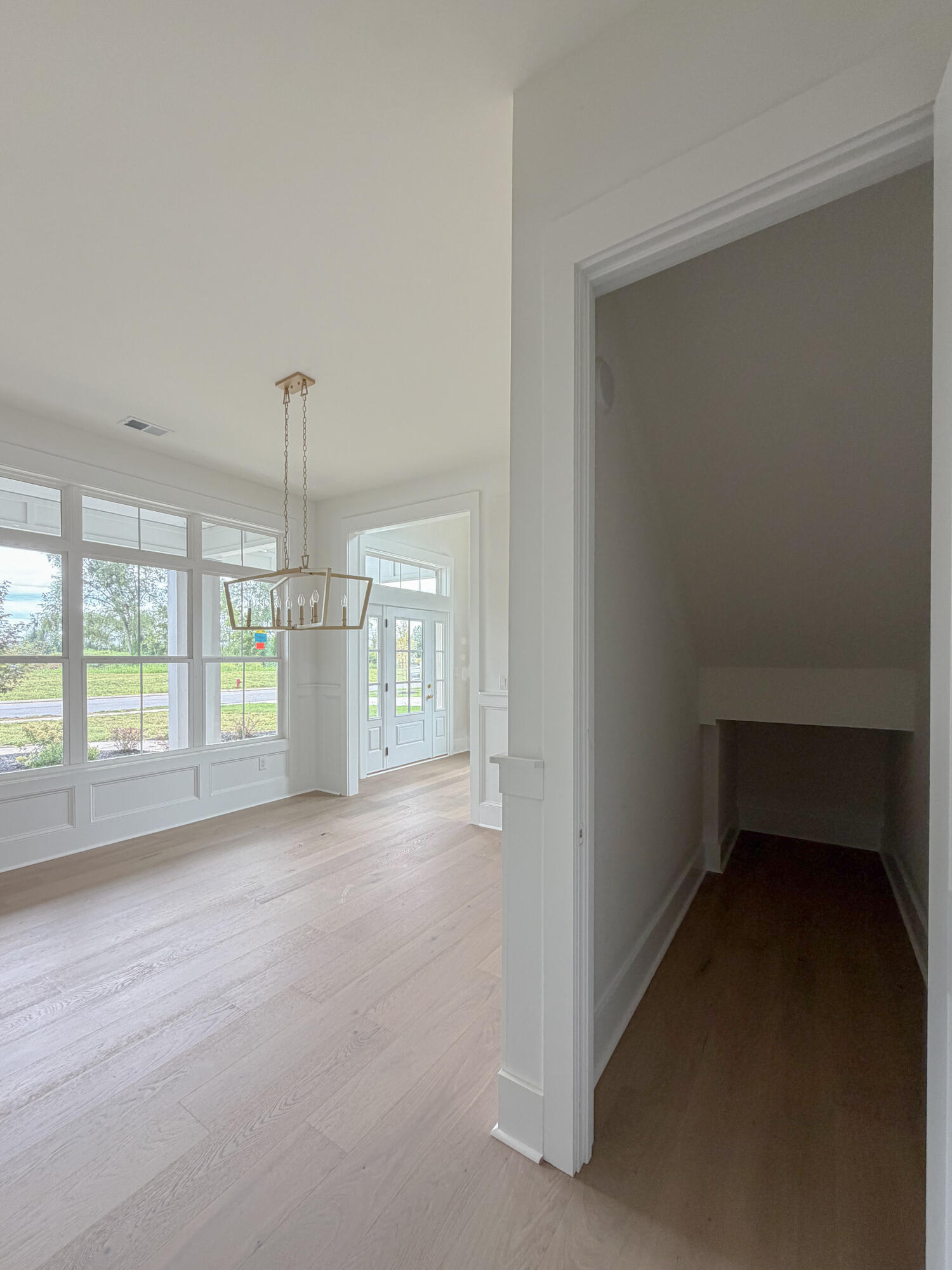 225 Madison Avenue Property Photo 14