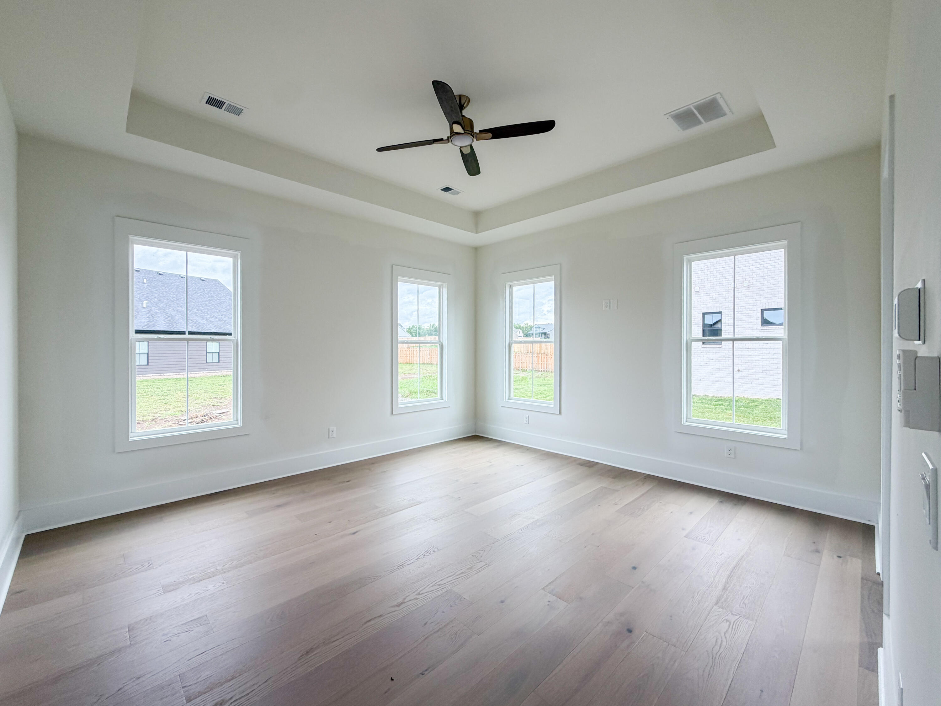 225 Madison Avenue Property Photo 18