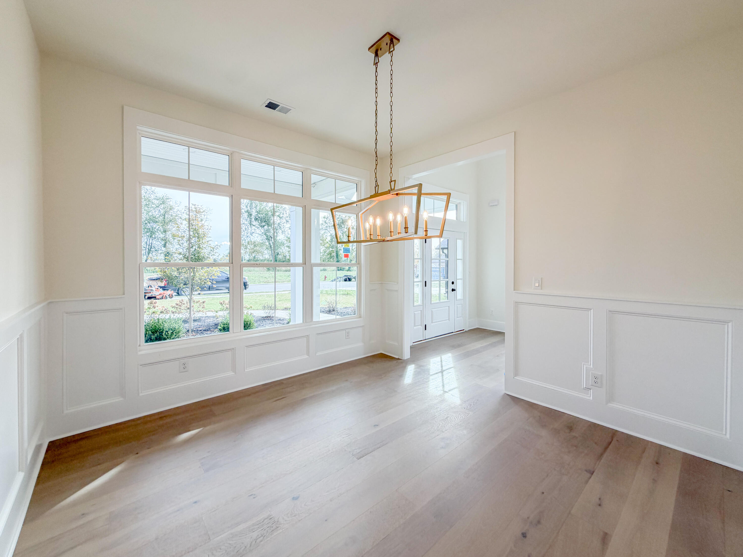 225 Madison Avenue Property Photo 18