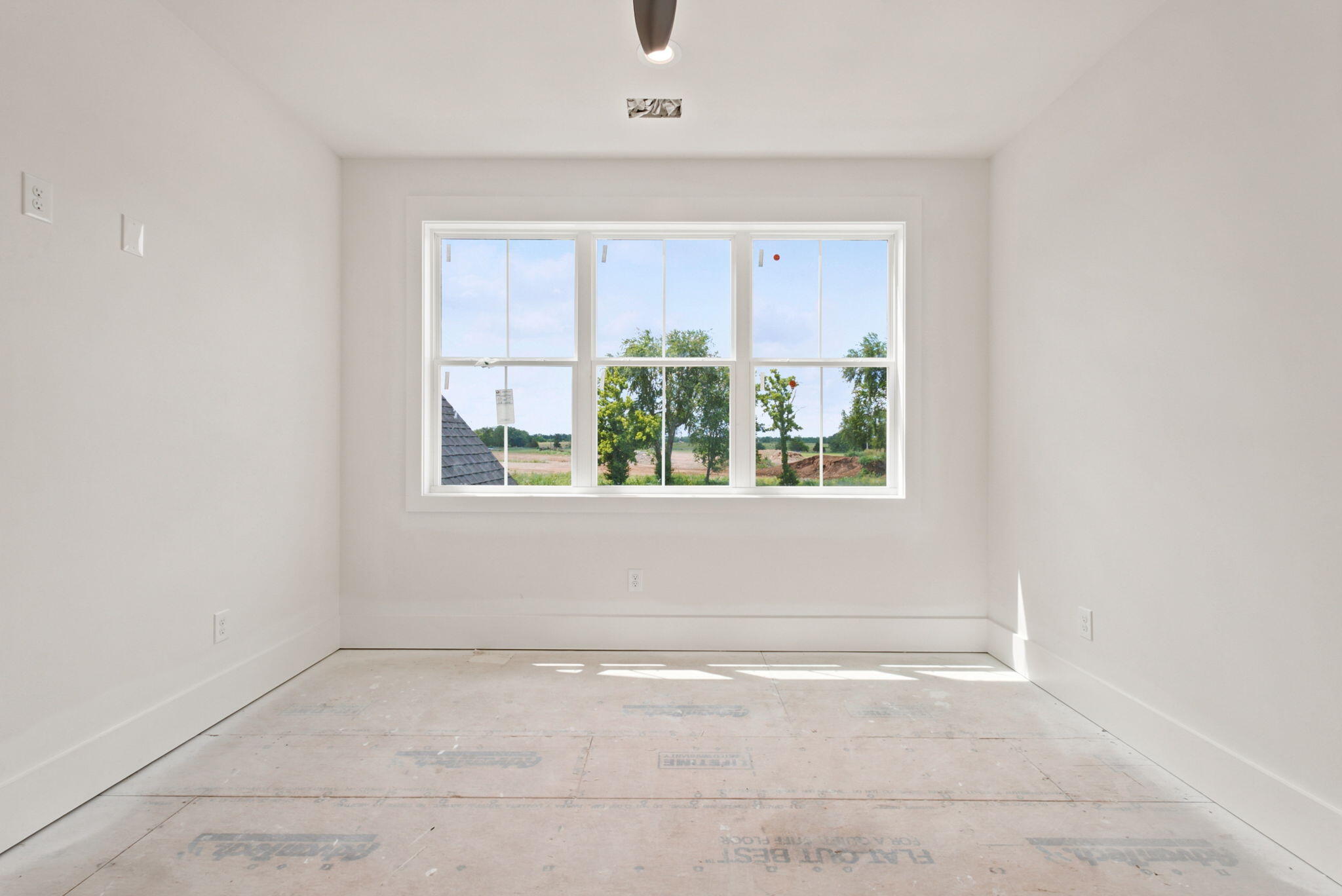 225 Madison Avenue Property Photo 29