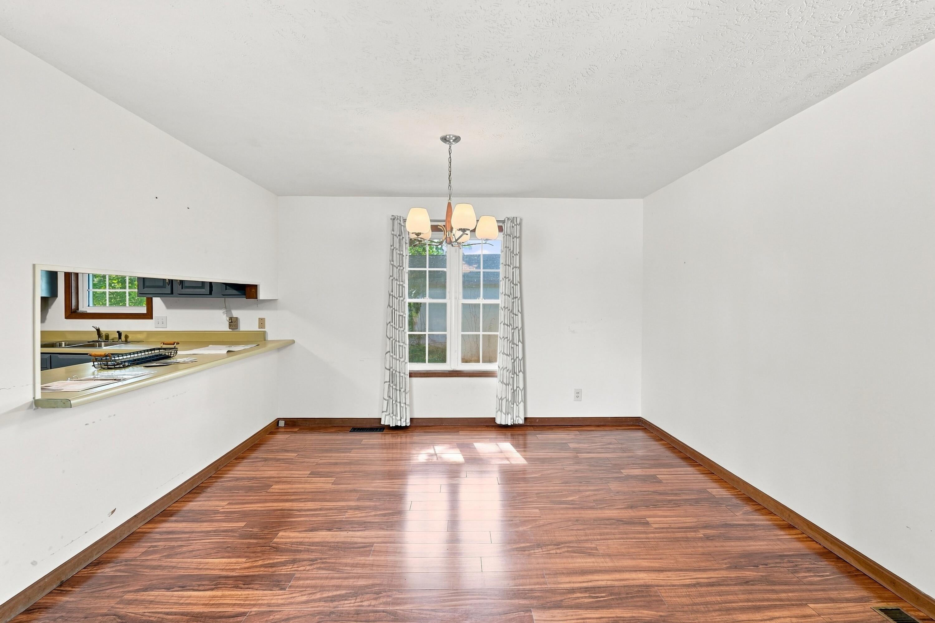 966 Jake Dukes Road Property Photo 6