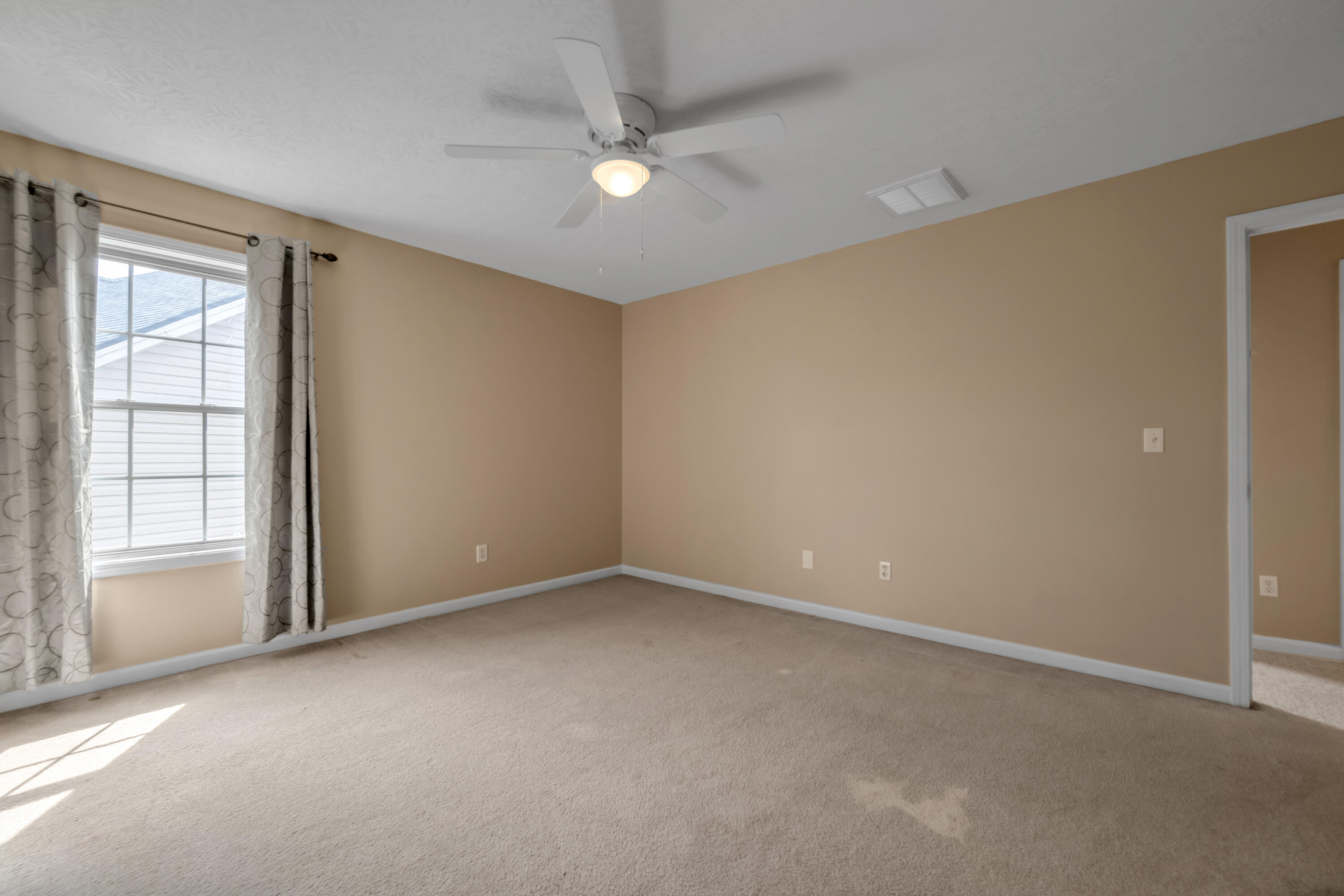 2432 Gooseberry Circle Property Photo 39