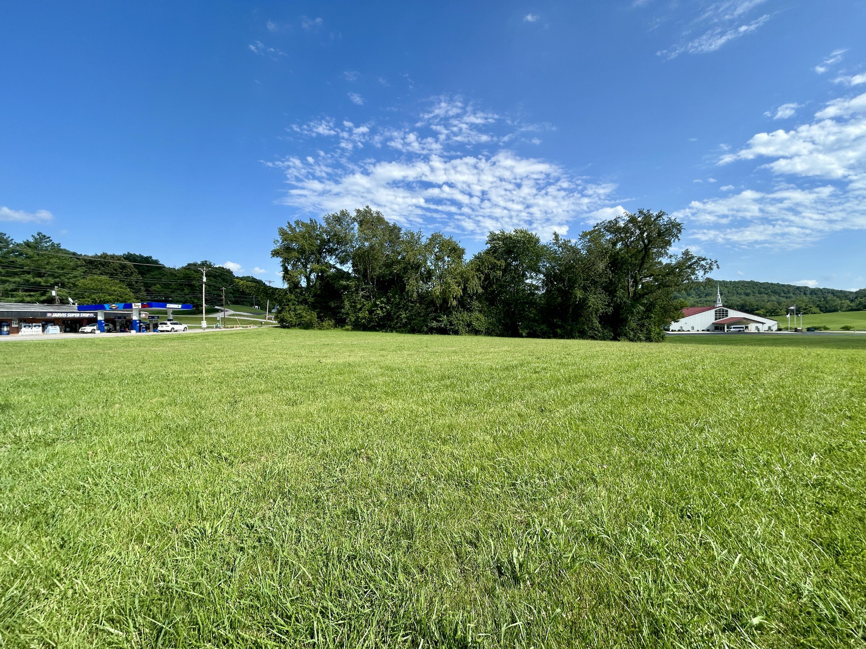 812 E Bourne Avenue Property Photo 1