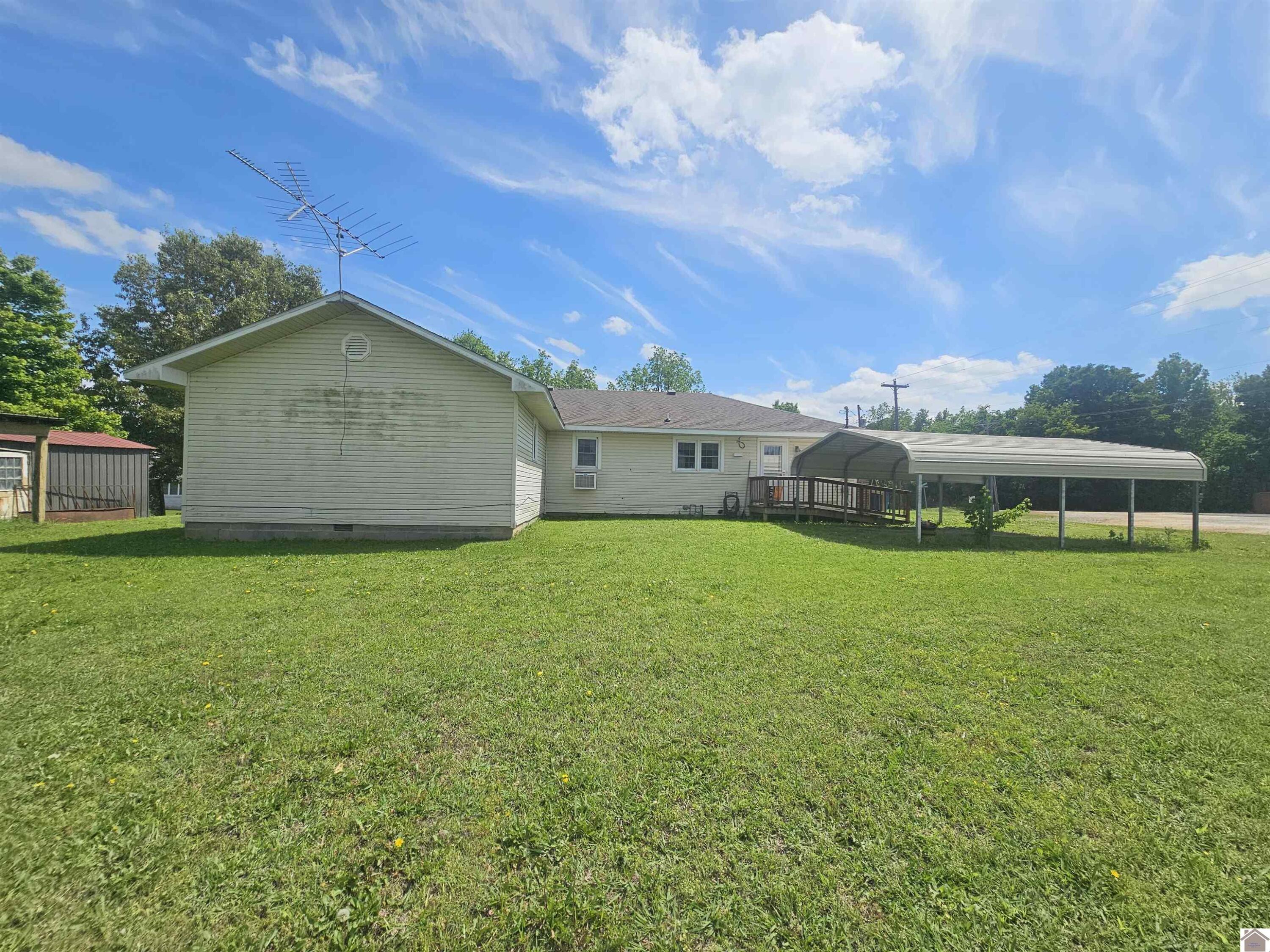 104 Cherry Laurel Lane Property Photo 14