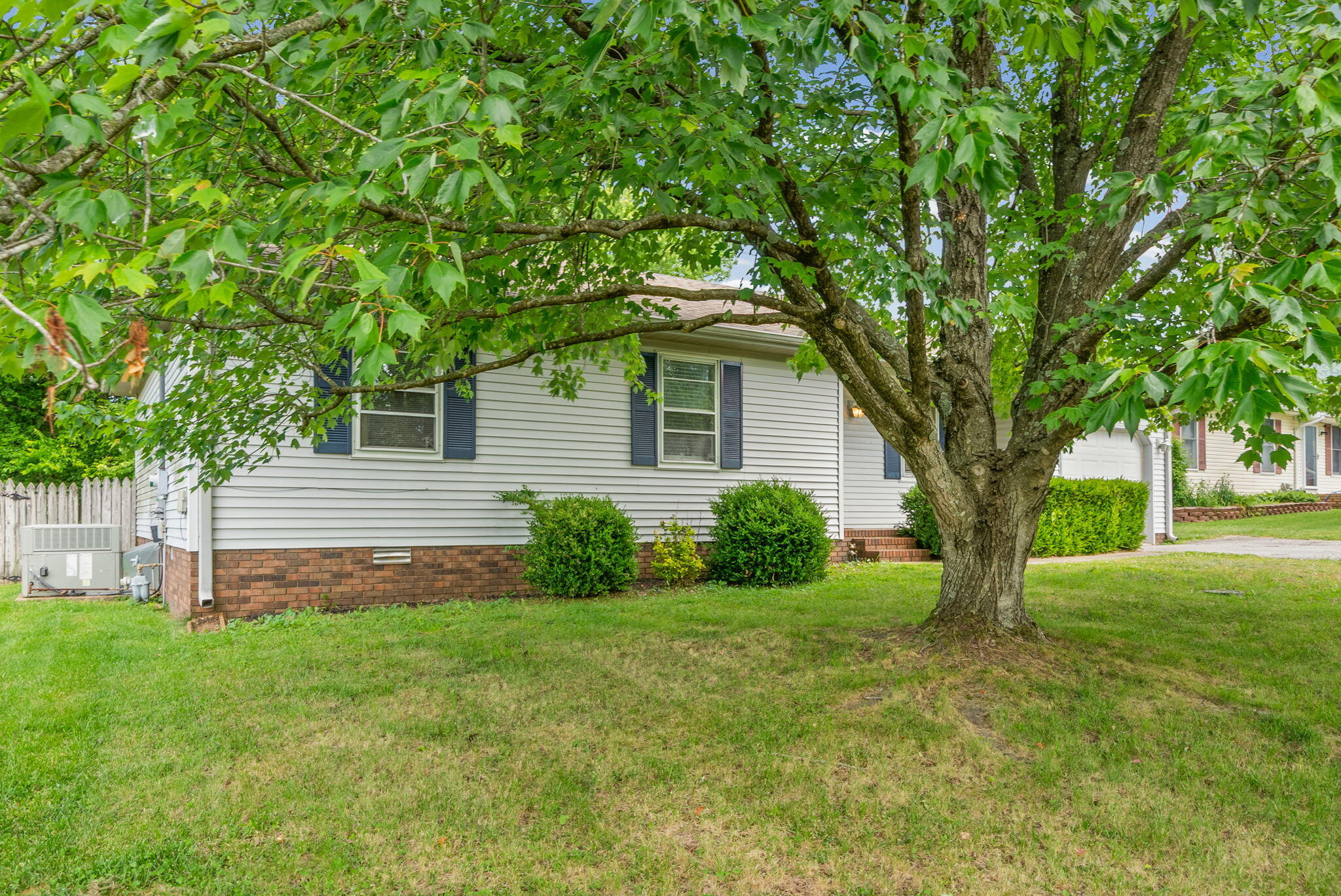 535 Fox Chase Court Road Property Photo 2