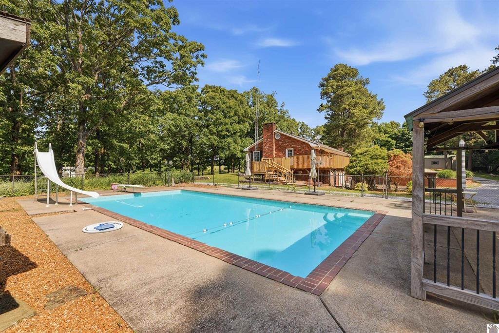 948 Kendall Road Property Photo 8